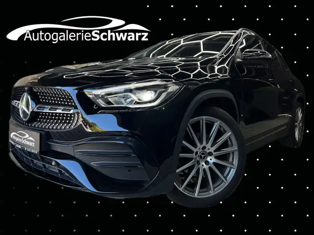 Mercedes-Benz GLA 200 7G AMG LINE NIGHT LED AUGR+SPUR AMBT 20"