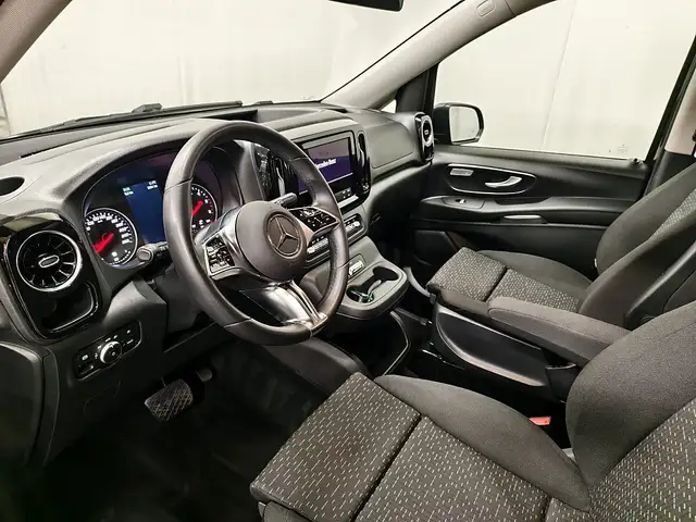 Mercedes-Benz Vito Tourer Aut. Lang, new MY, 8-Sitz, AHV, LED Ansicht 8