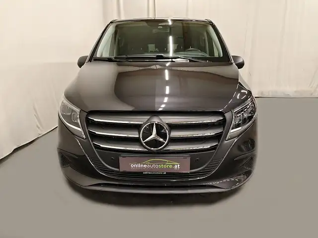 Mercedes-Benz Vito Tourer Aut. Lang, new MY, 8-Sitz, AHV, LED Ansicht 3