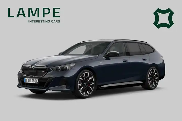 BMW i5 M60 Touring xDrive M Sport Pro Carbon B&W Pano ACC