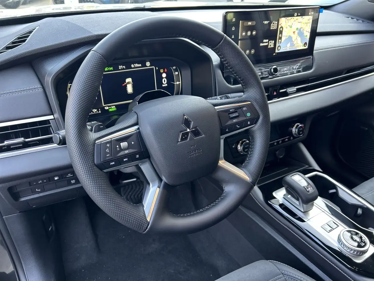 Mitsubishi Outlander 2026