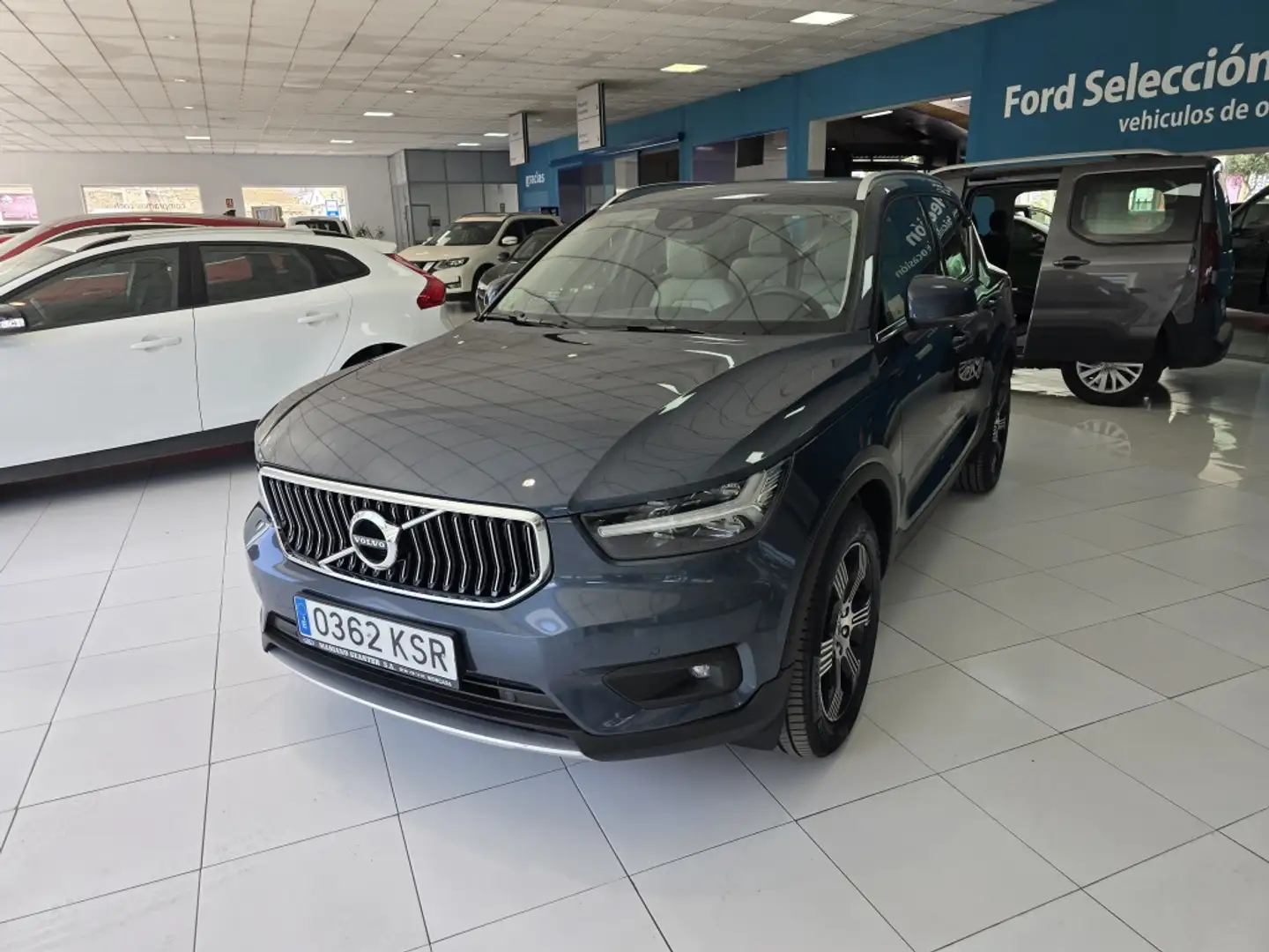 Volvo XC40 T4 Inscription Premium Edition Aut. Azul - 1