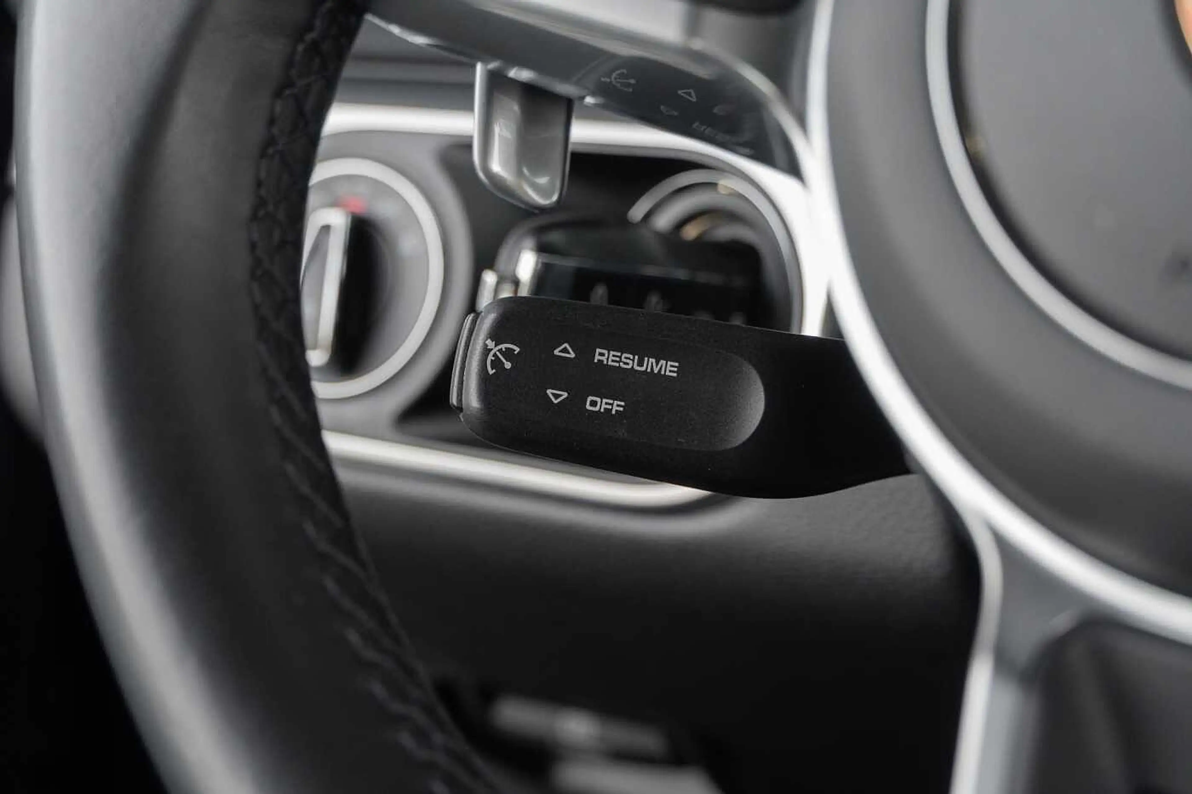 Porsche Cayman 718 — photo 13