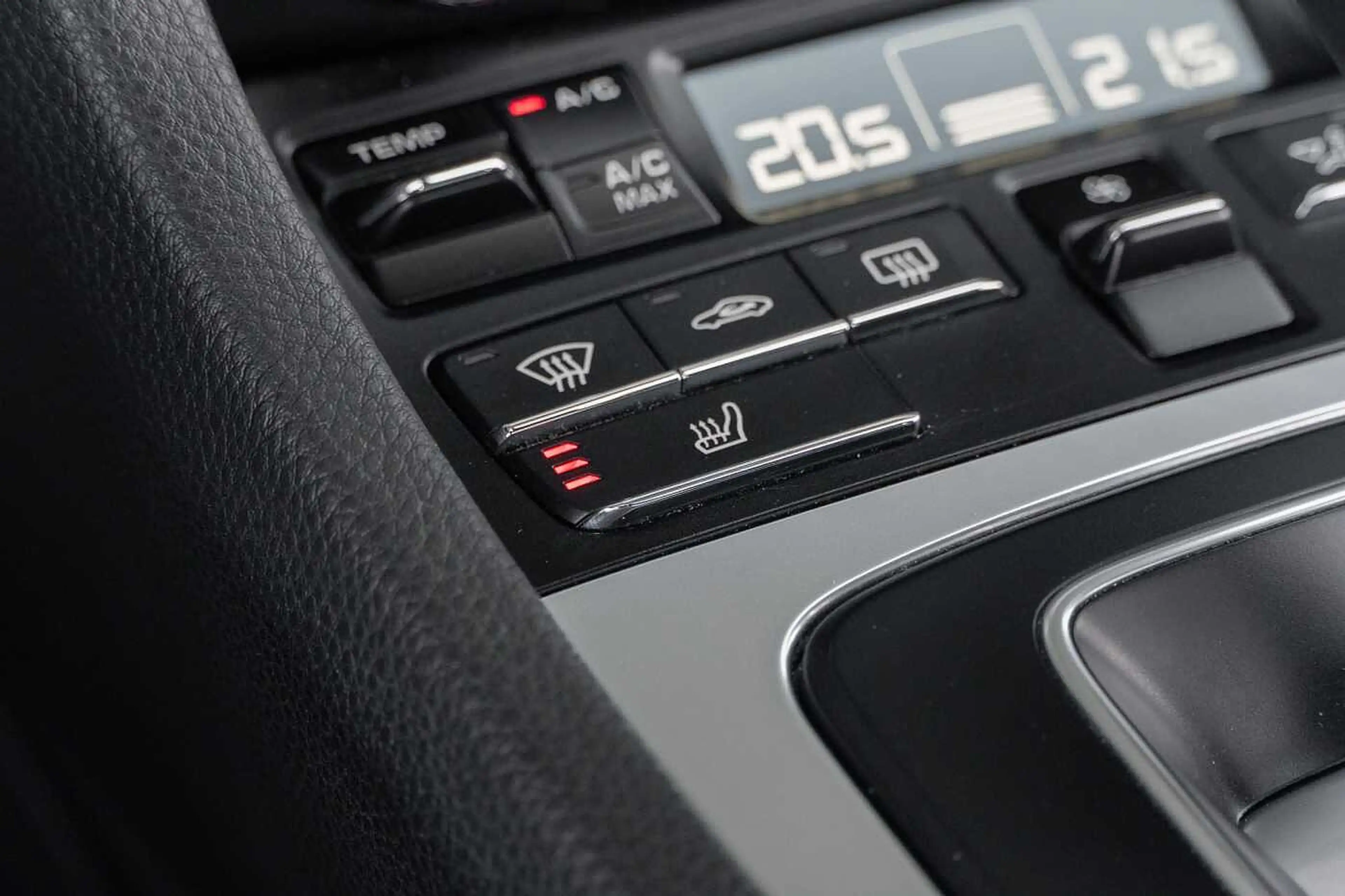 Porsche Cayman 718 — photo 15