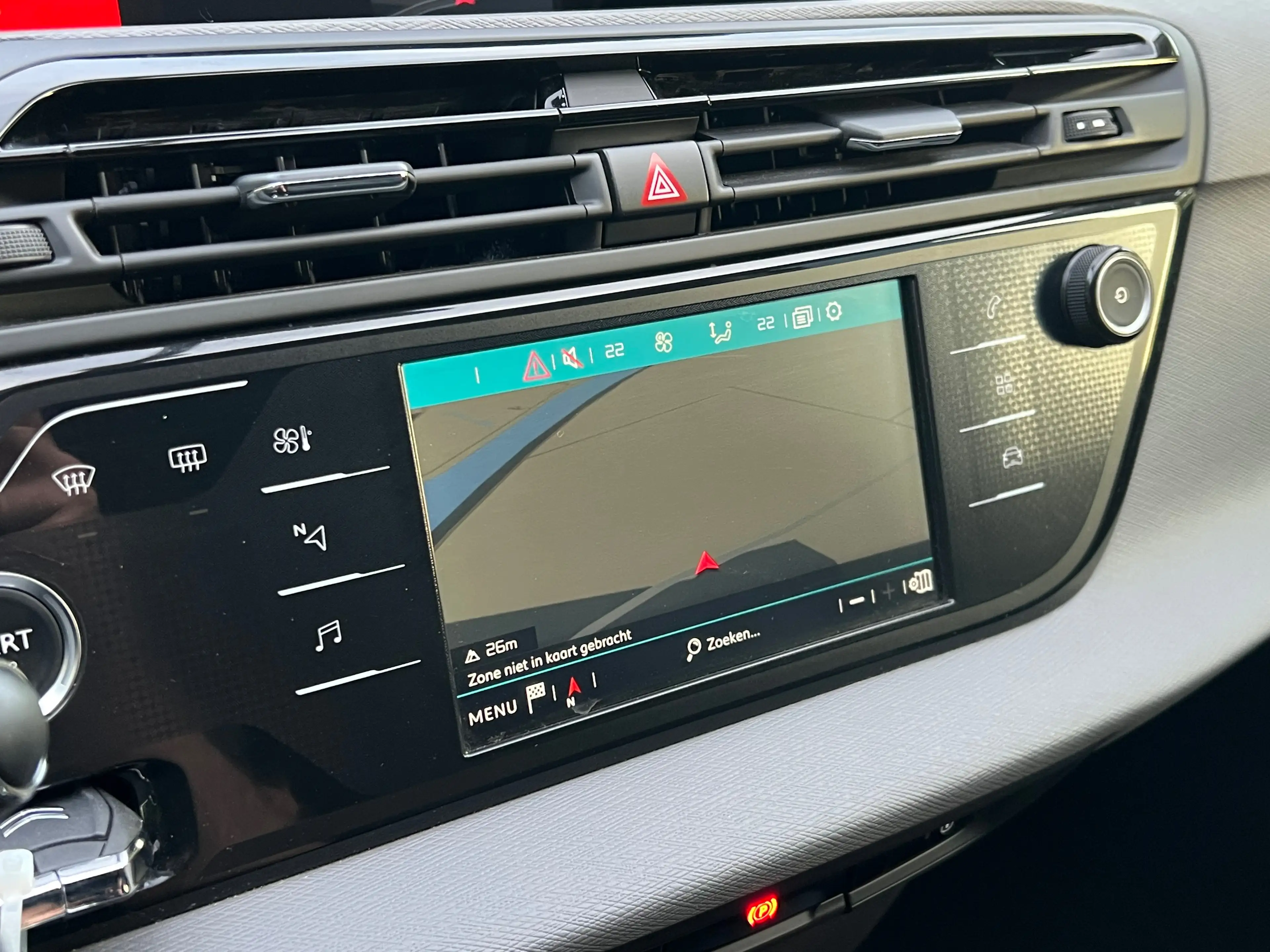 Citroen C4 Picasso 1.6 BlueHDi Navi Camera CruiseCntrl 48.573Km Keyless LED — photo 14