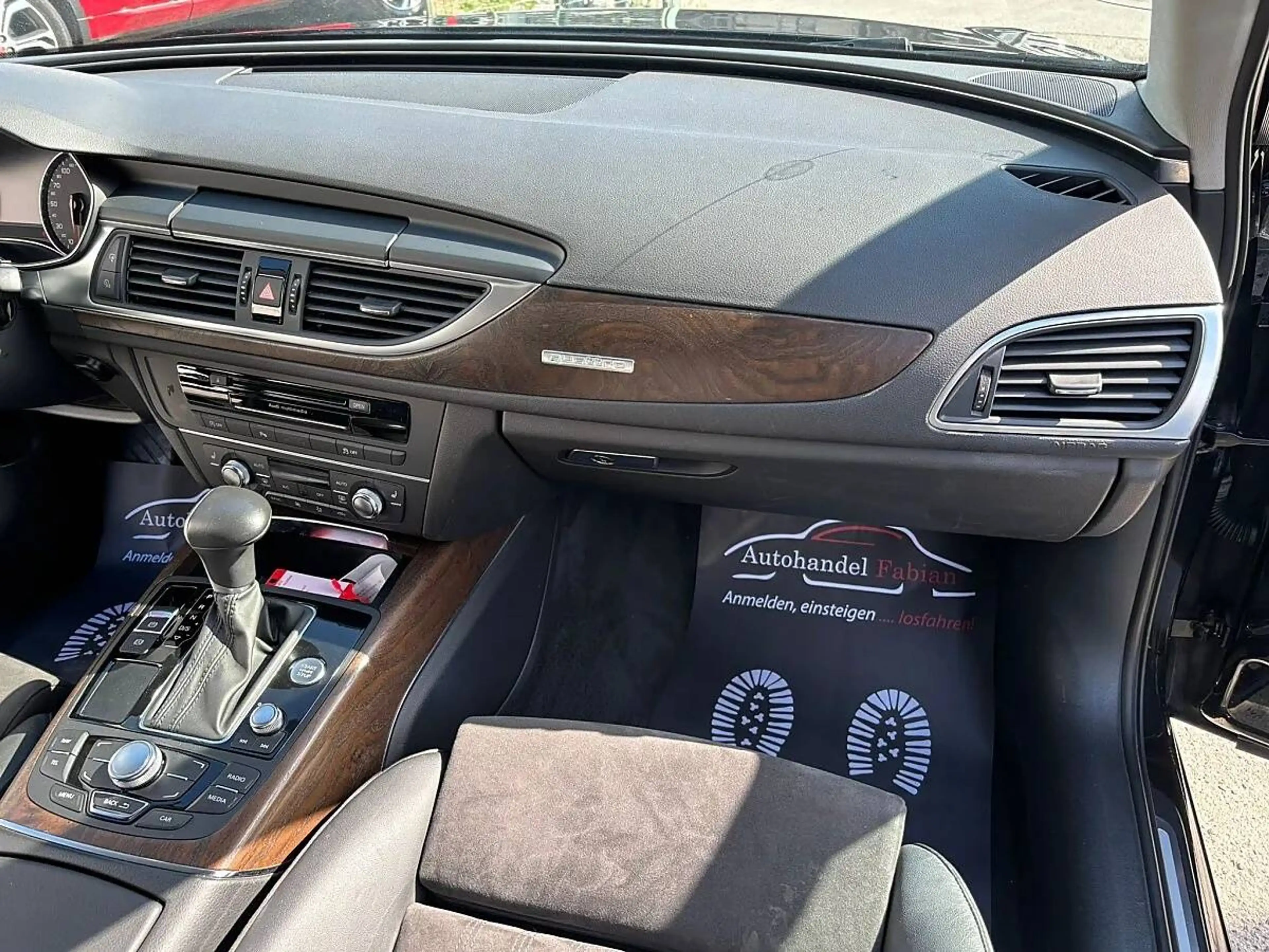 Audi A6 Avant 3,0 TFSI quattro 310PS Allrad Autom. MegaAusstattung — photo 12