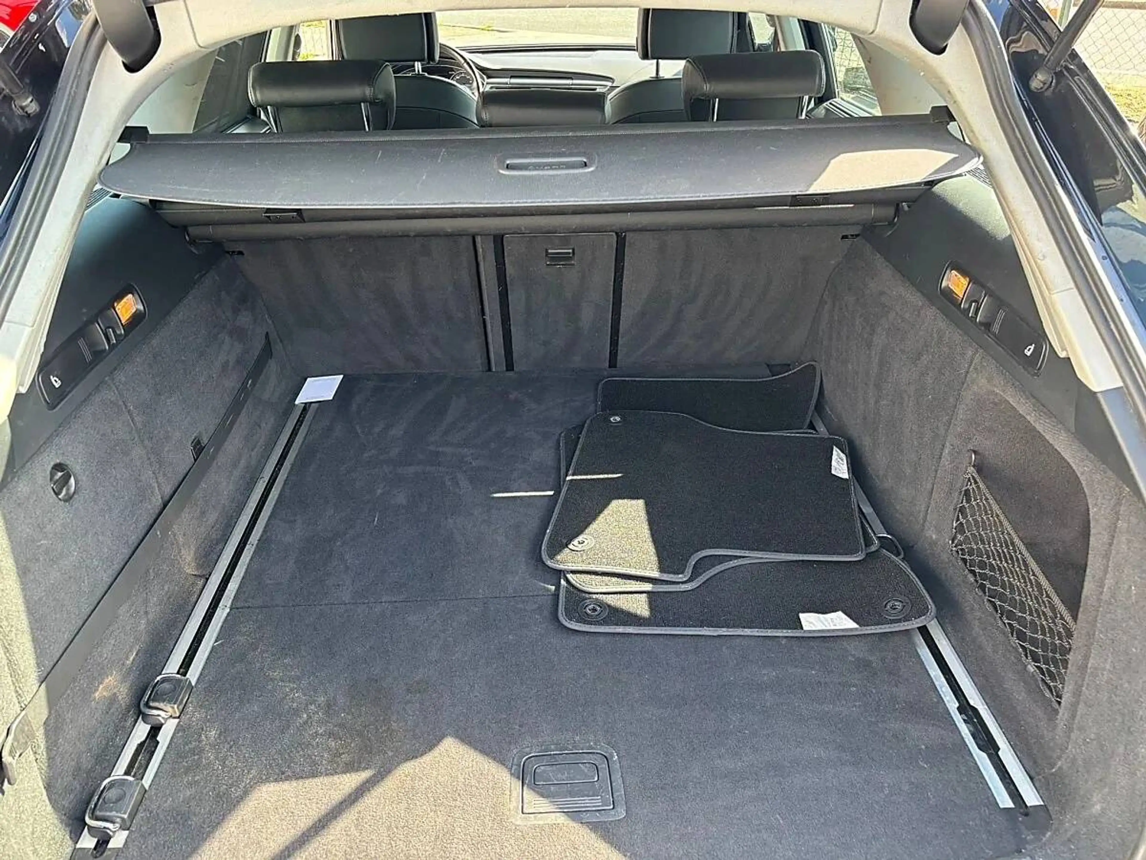 Audi A6 Avant 3,0 TFSI quattro 310PS Allrad Autom. MegaAusstattung — photo 7