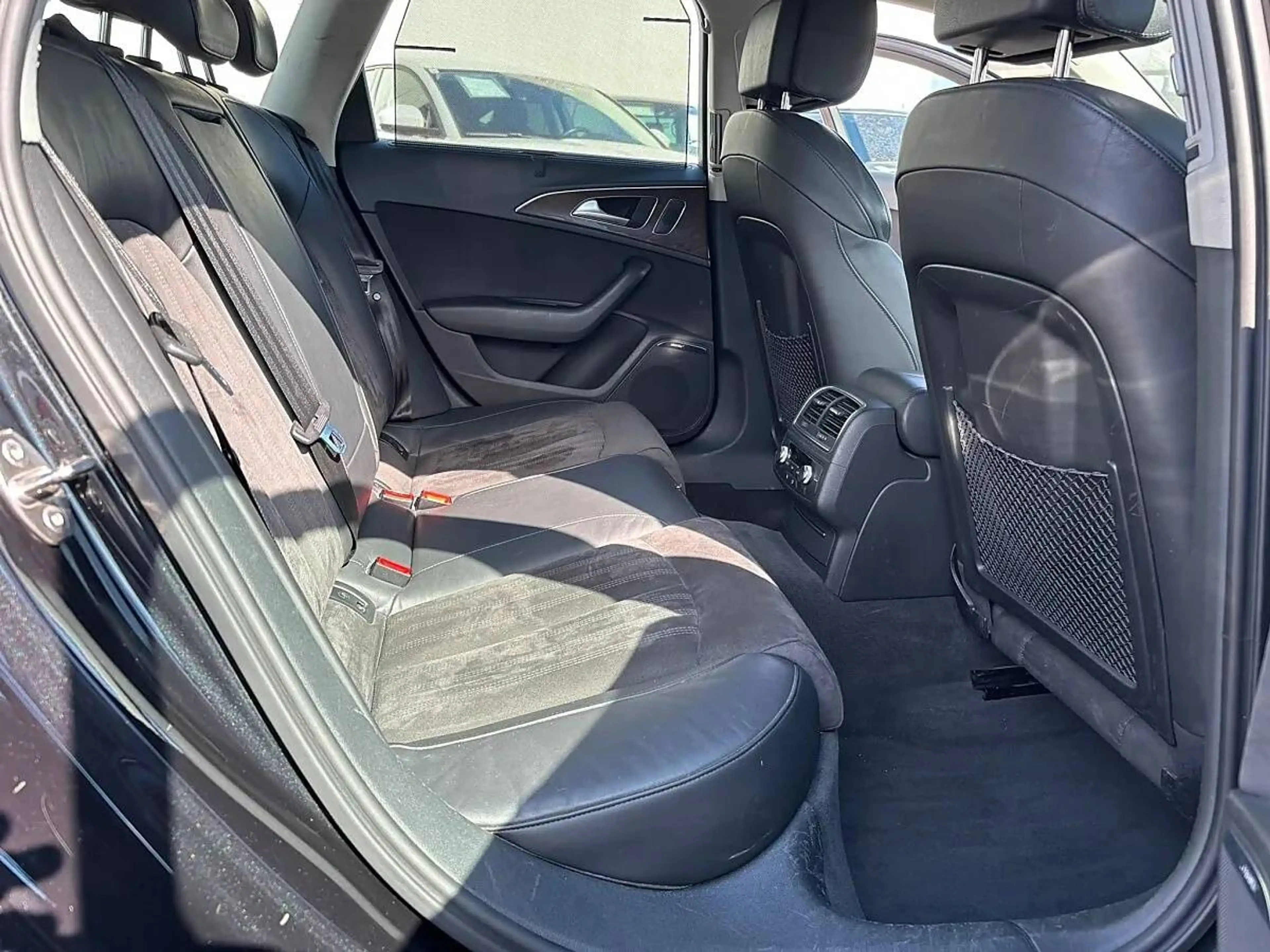 Audi A6 Avant 3,0 TFSI quattro 310PS Allrad Autom. MegaAusstattung — photo 9