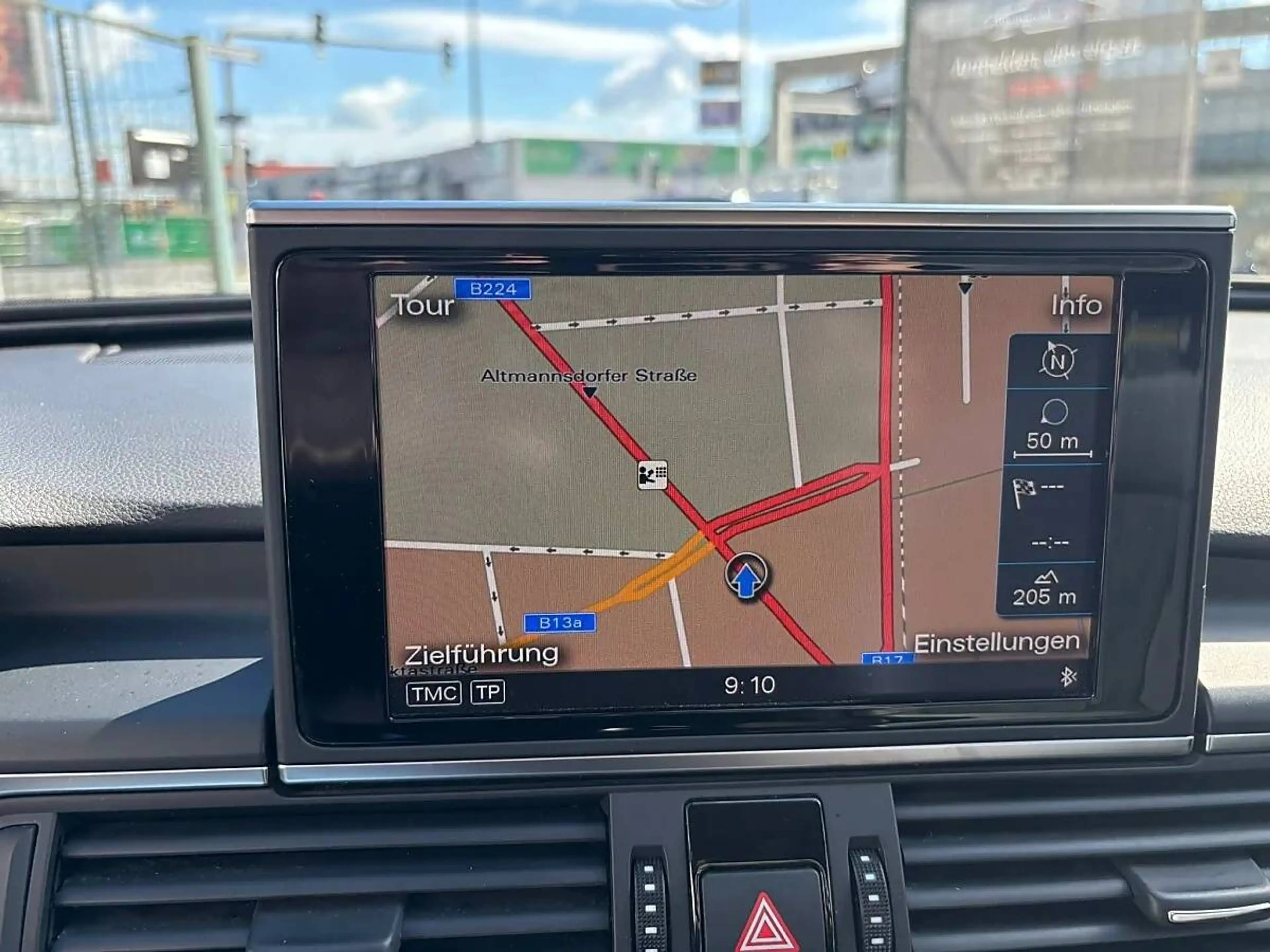 Audi A6 Avant 3,0 TFSI quattro 310PS Allrad Autom. MegaAusstattung — photo 13