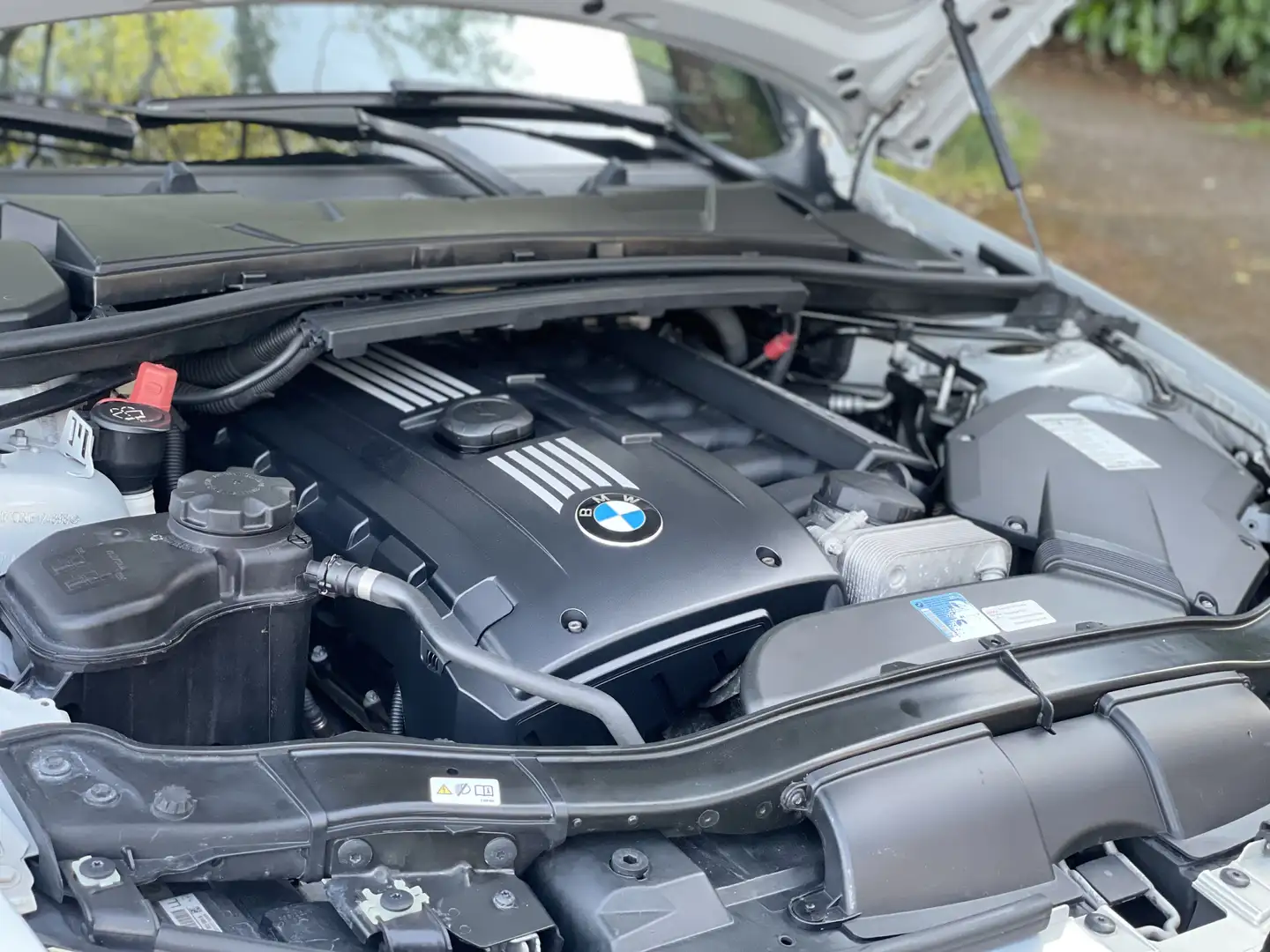 BMW 325 325i 218 ch e90 Individual - 2