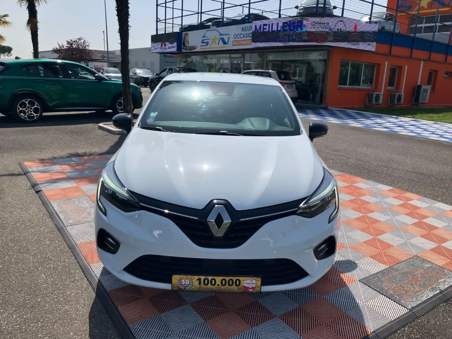 Renault Clio E-TECH 140 BVA LIMITED Caméra Radars AV-AR Attelag Blanc - 1
