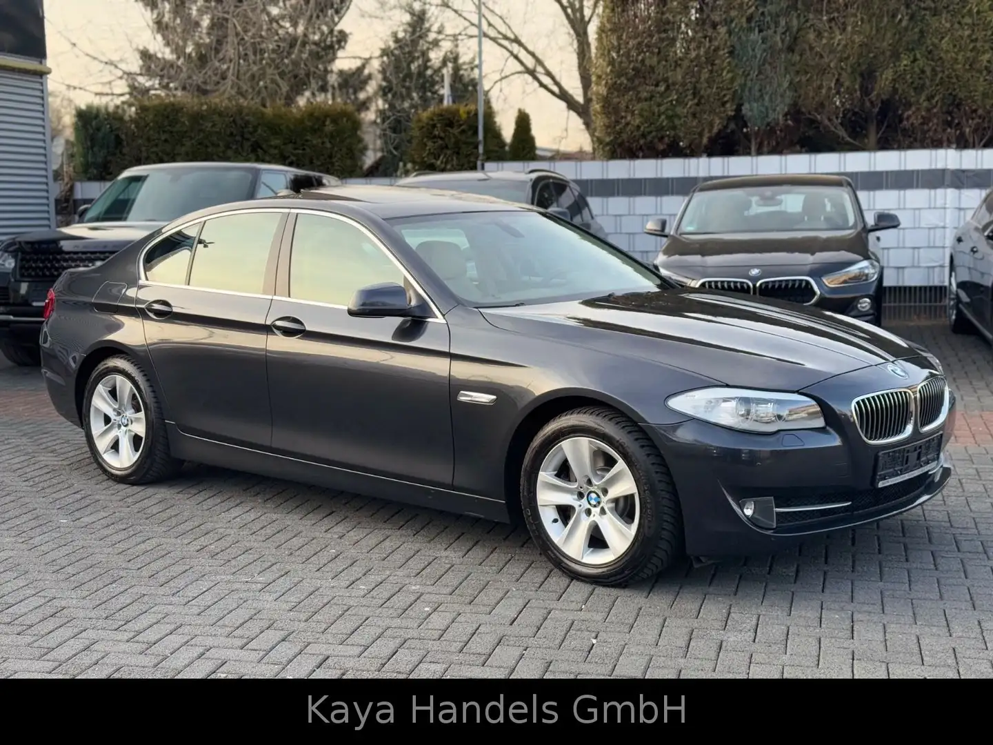 BMW 530 i Leder/Navi-Prof/Bi-Xenon/2.Hand Gris - 2
