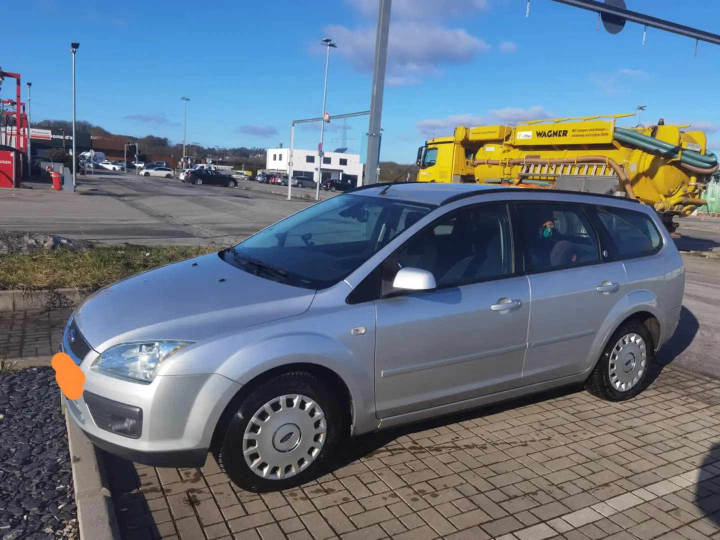 Ford Focus Ghia - 1