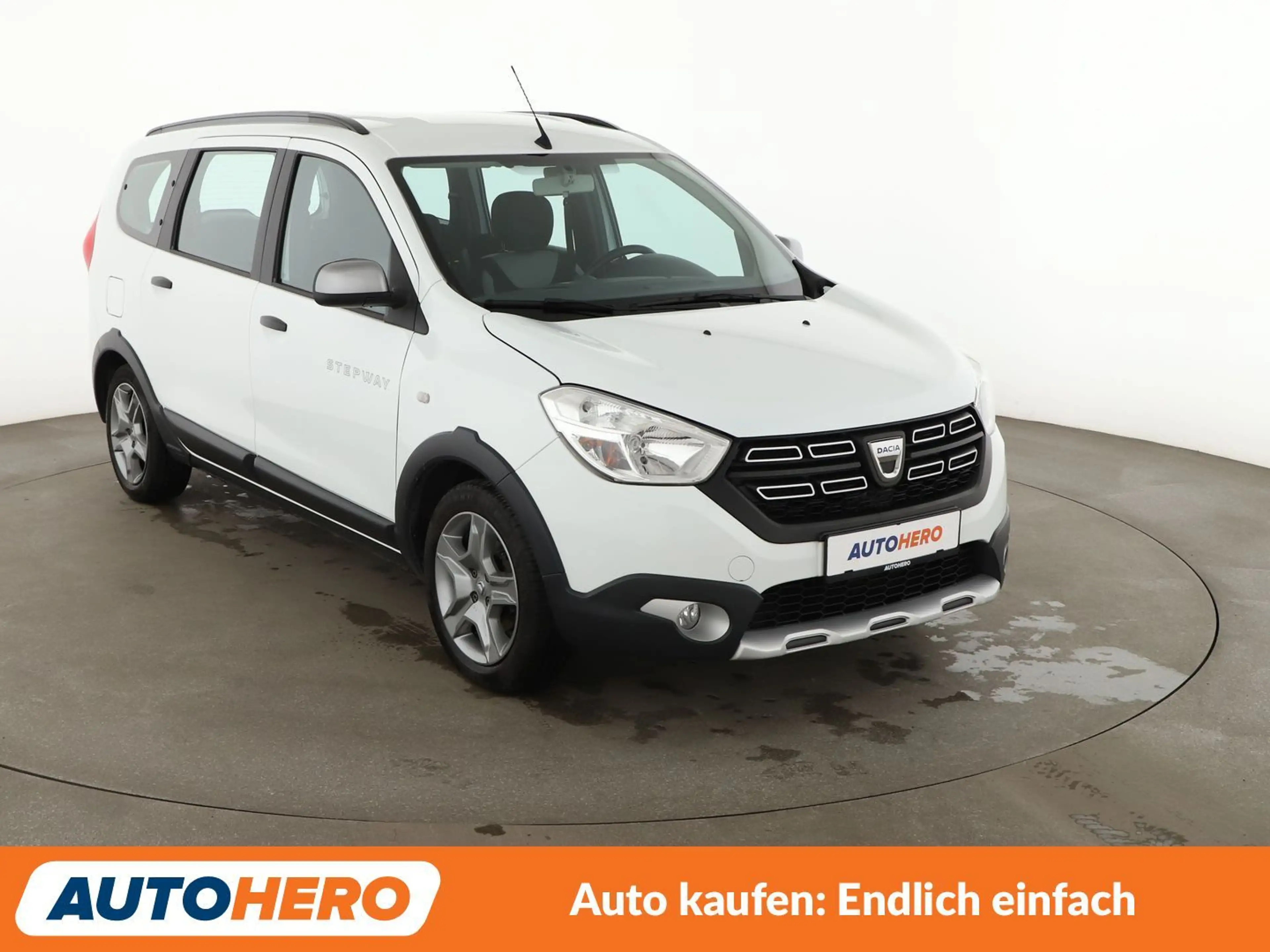 Dacia Lodgy 1.3 TCe Stepway*TEMPO*NAVI*PDC*KLIMA*GARANTIE* — photo 8