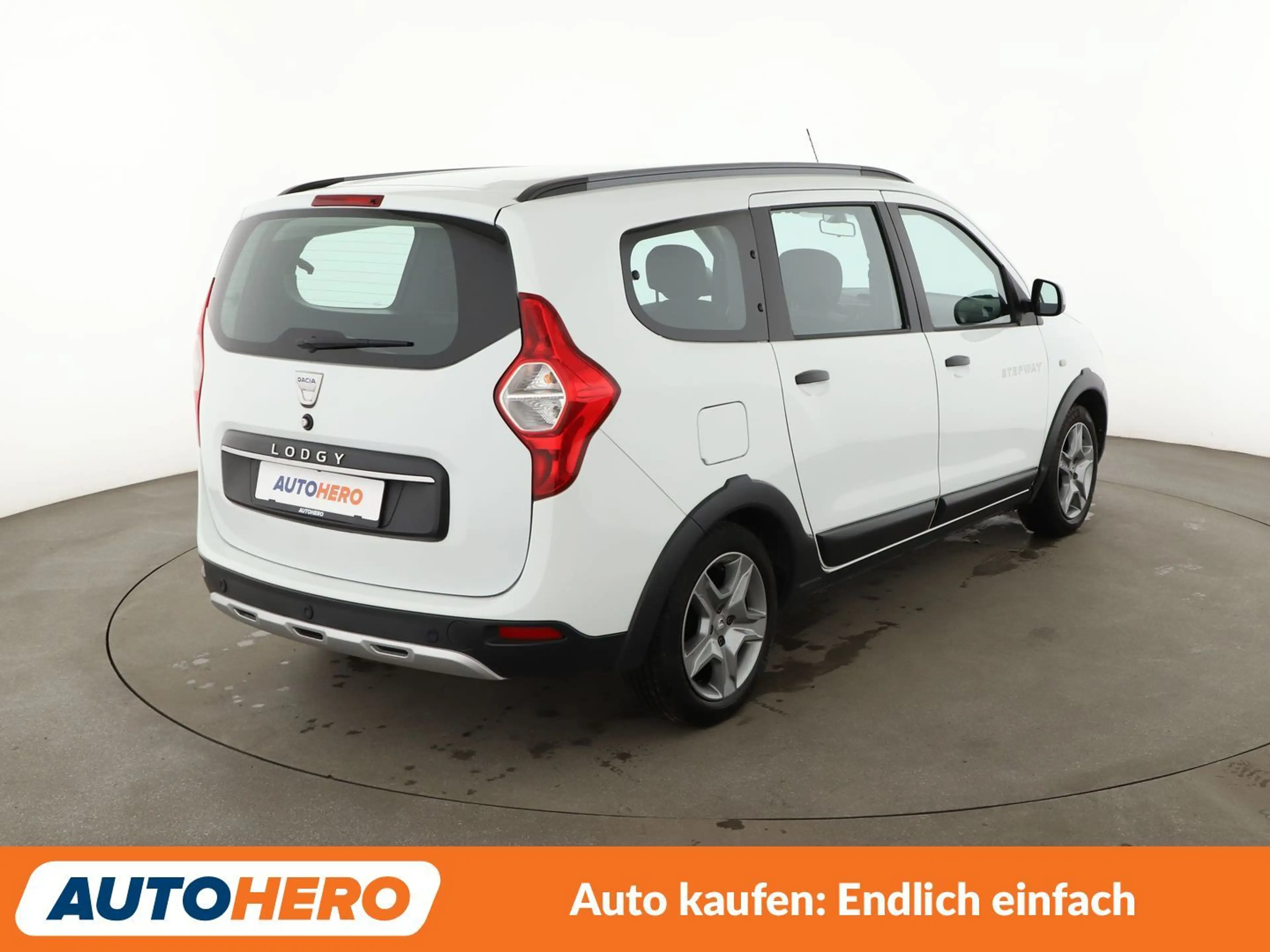 Dacia Lodgy 1.3 TCe Stepway*TEMPO*NAVI*PDC*KLIMA*GARANTIE* — photo 6