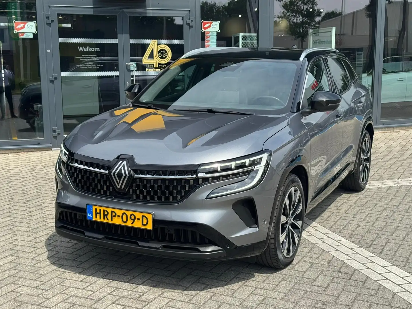 Renault Austral mild hybrid 160 X-Tronic AUTOMAAT Techno | Lage KM Gris - 2