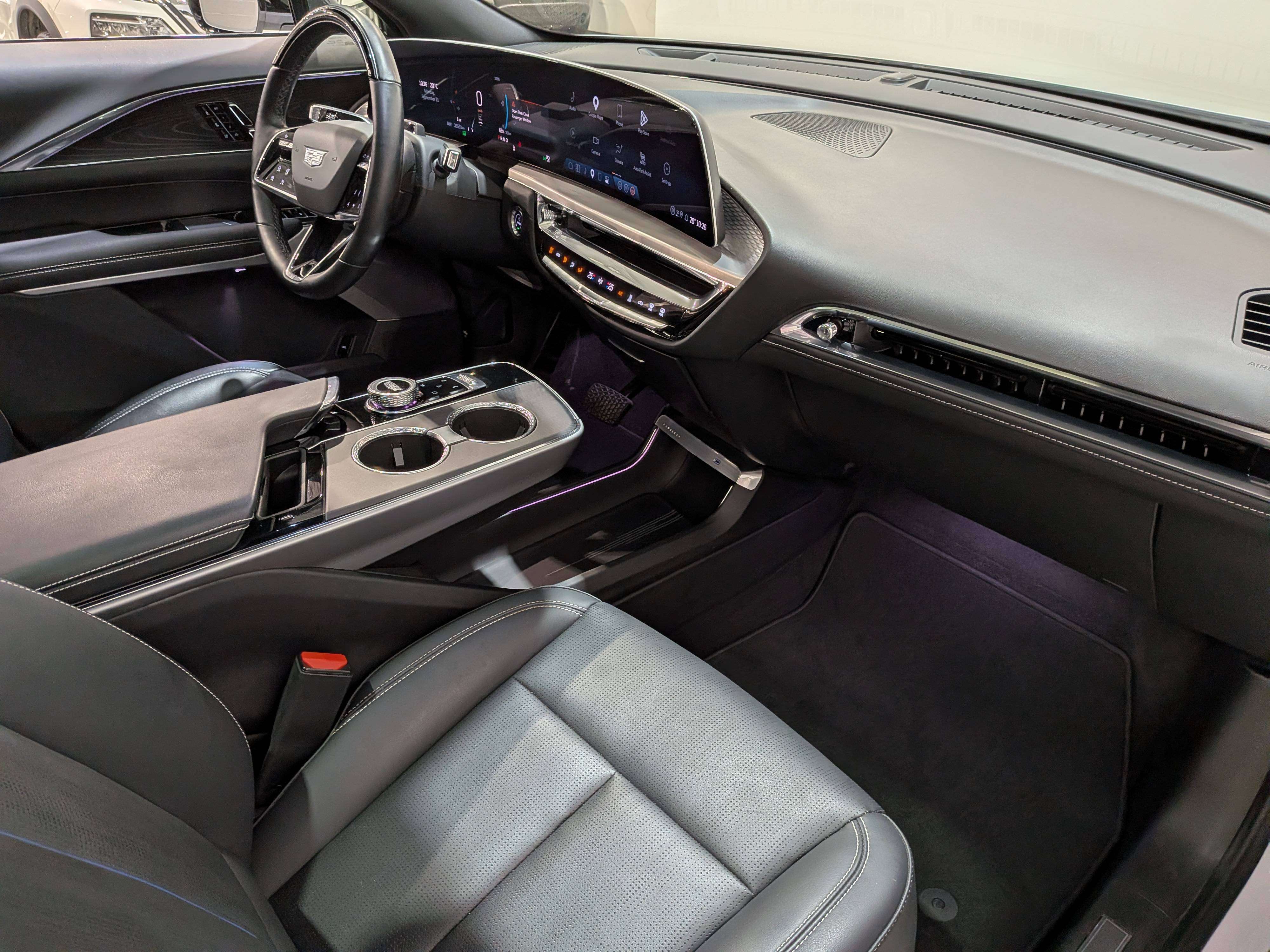 Cadillac LYRIQ 2024