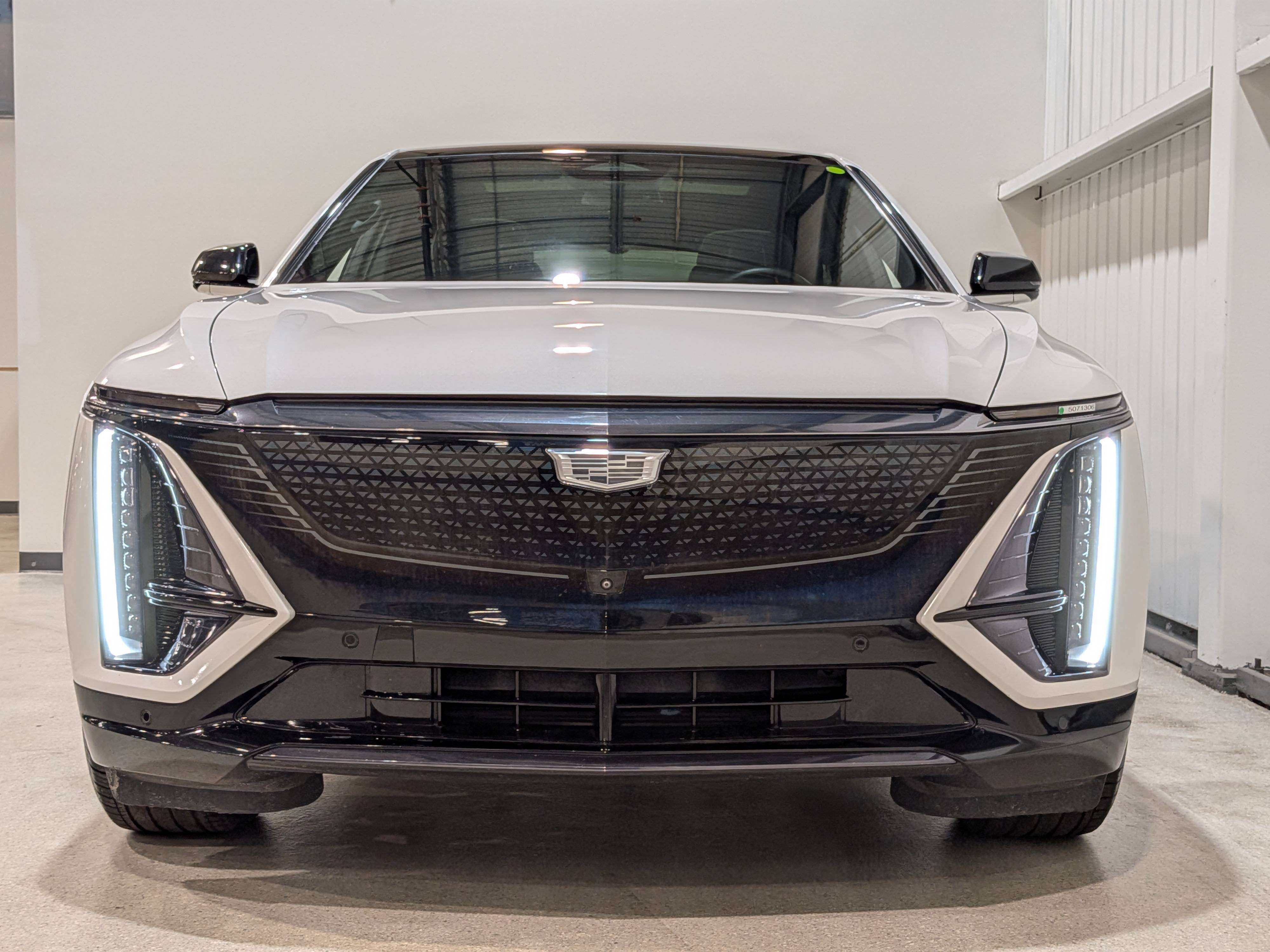 2024 Cadillac Lyriq Sport, Sièges ventilés, Caméra 360, Carplay — снимка 1