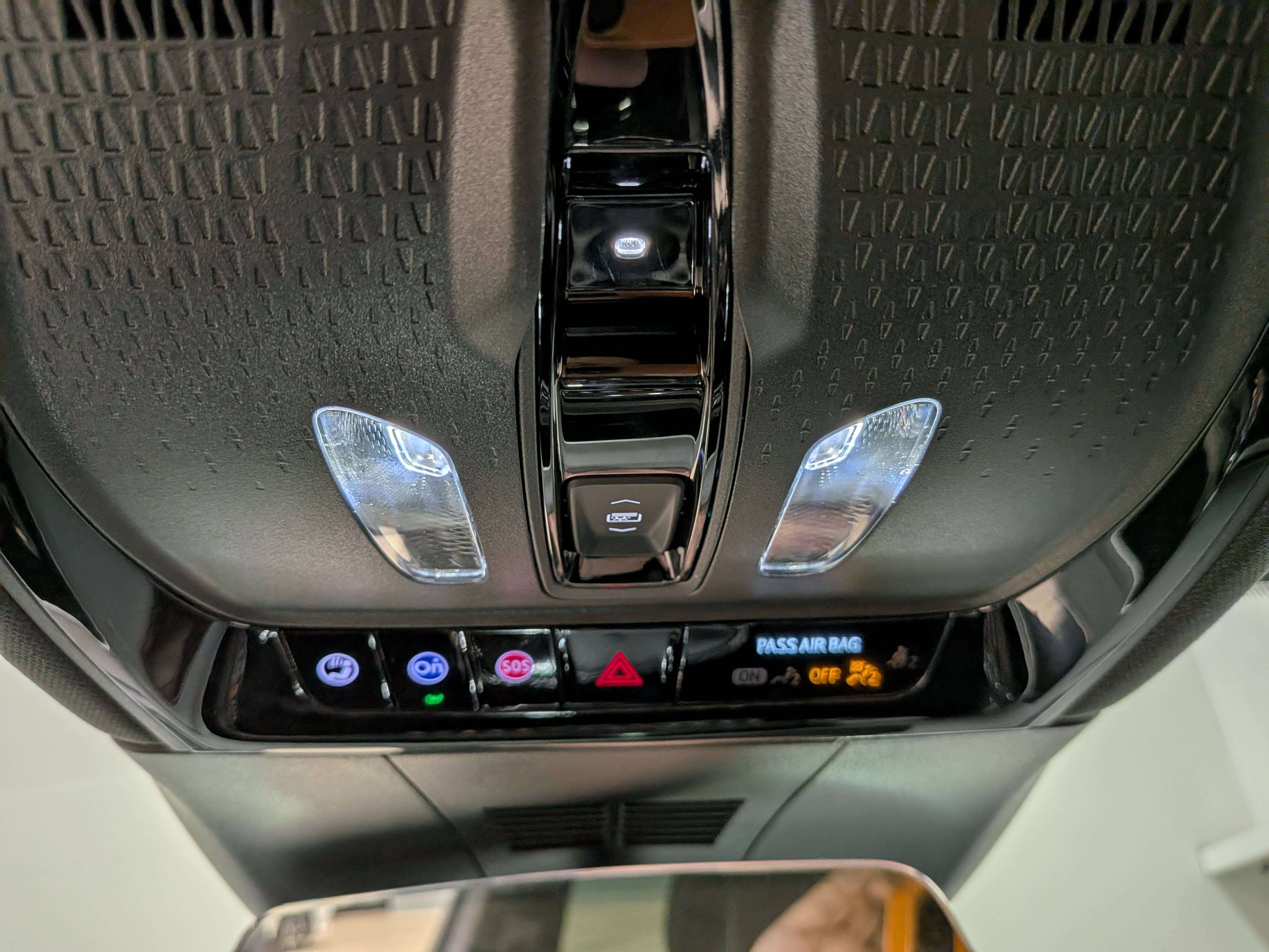 Cadillac LYRIQ 2024