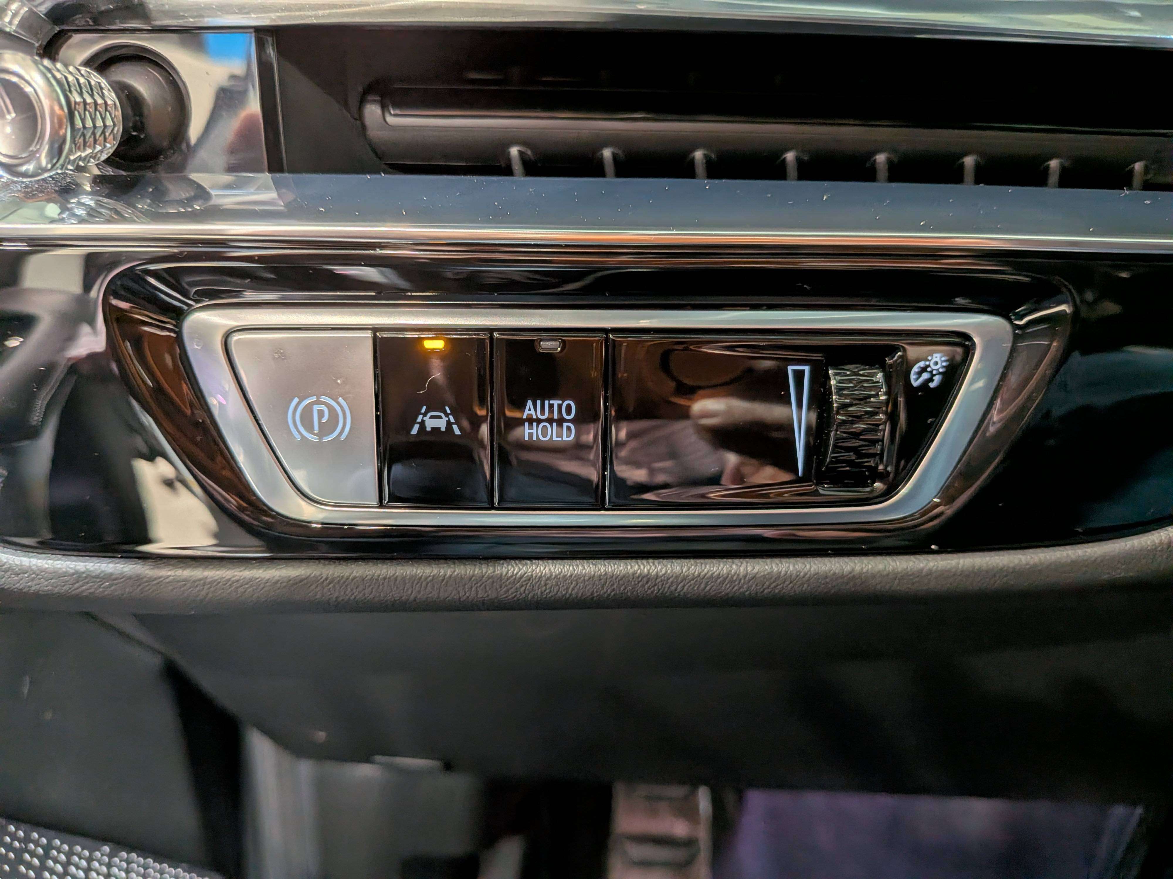 Cadillac LYRIQ 2024