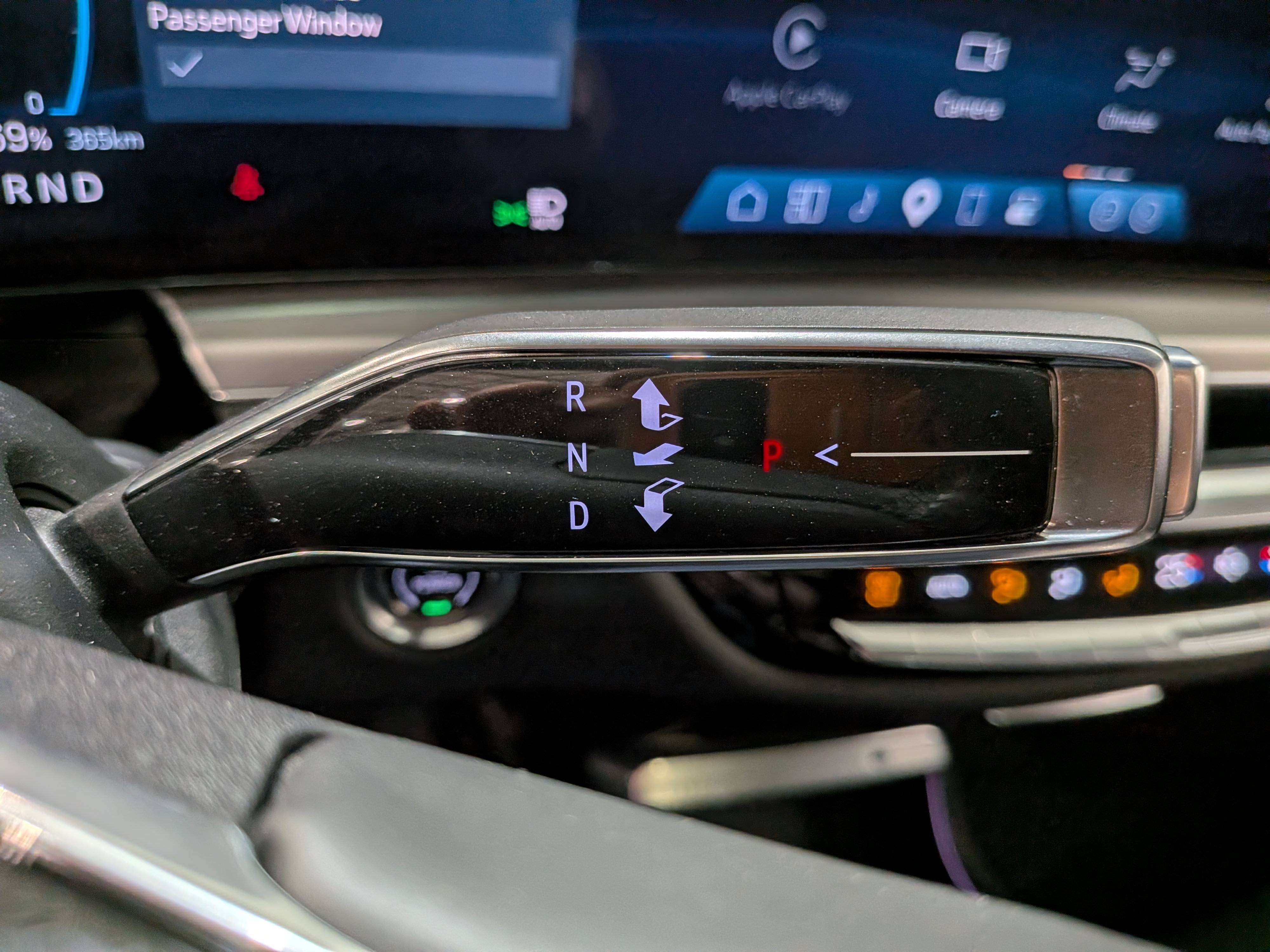 Cadillac LYRIQ 2024