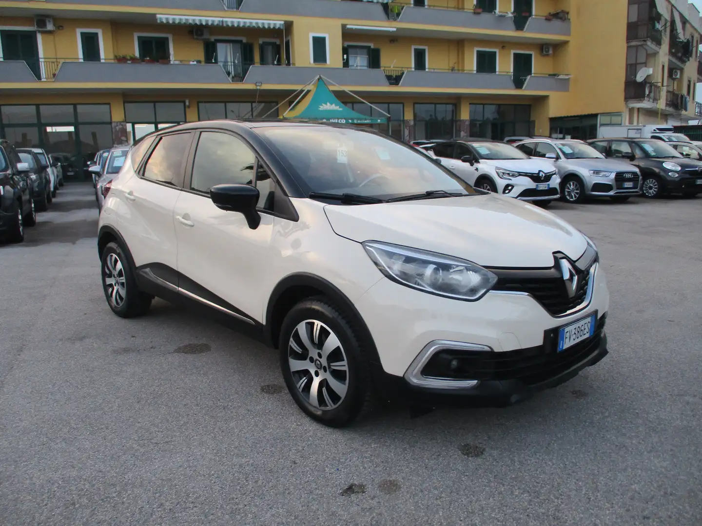 Renault Captur CAPTUR 1.5 DCI 90CV E6 SPORT EDITION NAVI/CAMERA Beige - 1