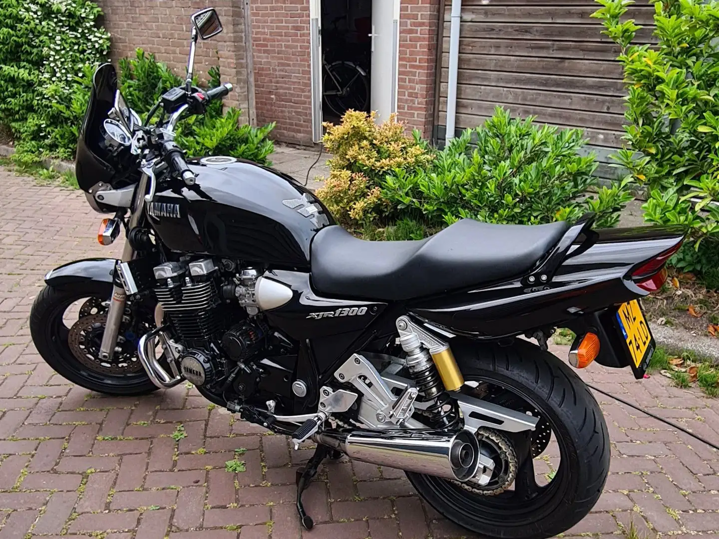 Yamaha XJR 1300 Naked bike Negru - 2