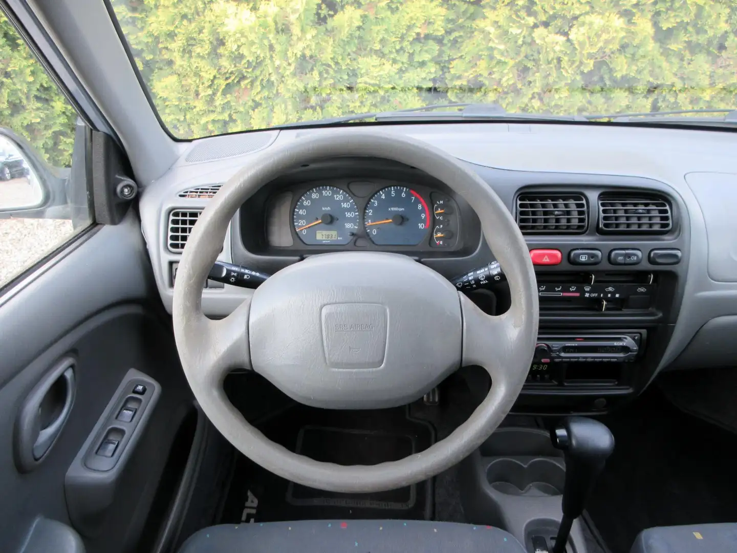Suzuki Alto 1.1 GLS Automaat *Stuurbekrachtiging* Šedá - 2