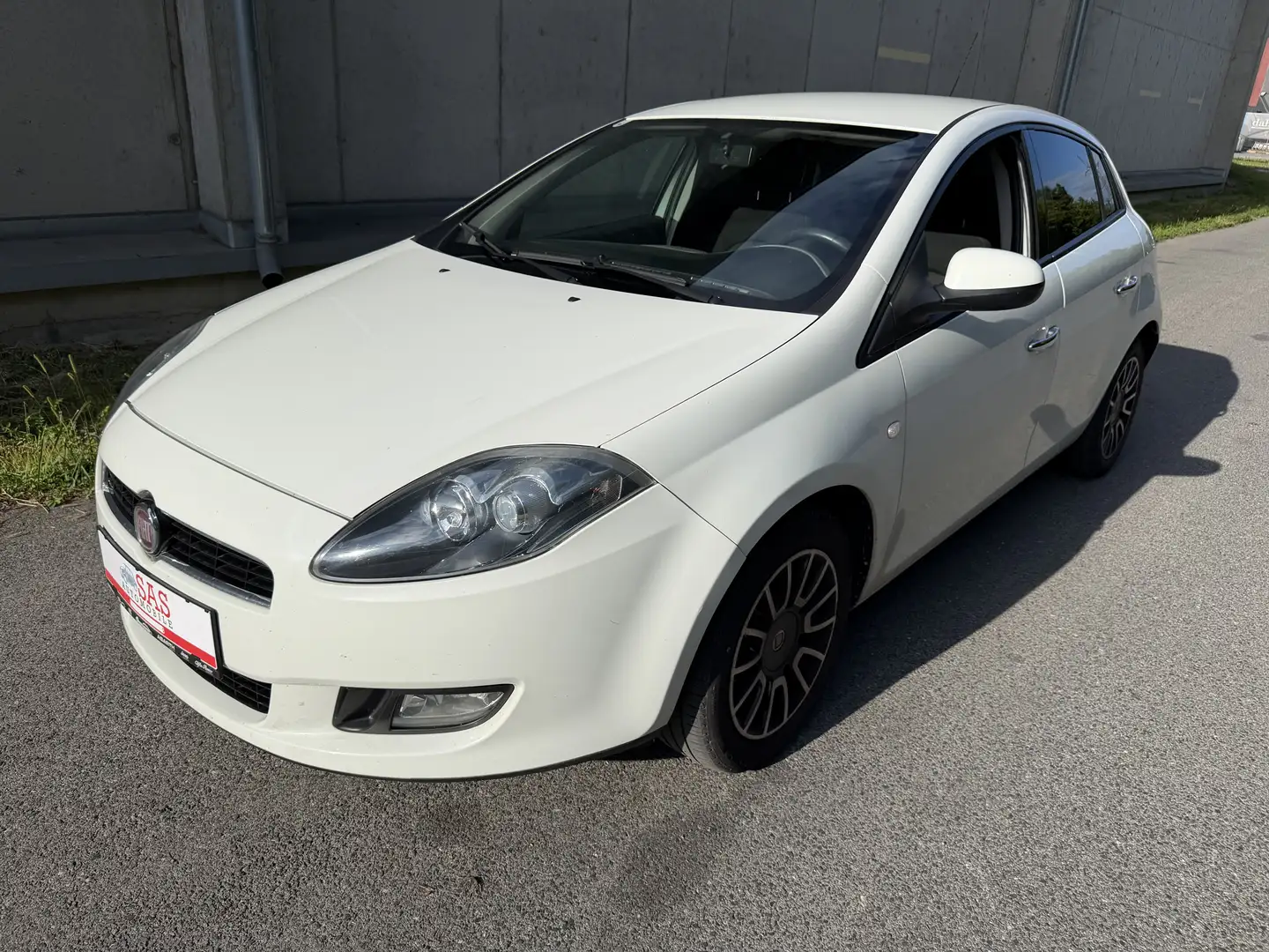 Fiat Bravo 1,6 Multijet 90 DPF MyLife Export !!! Weiß - 1