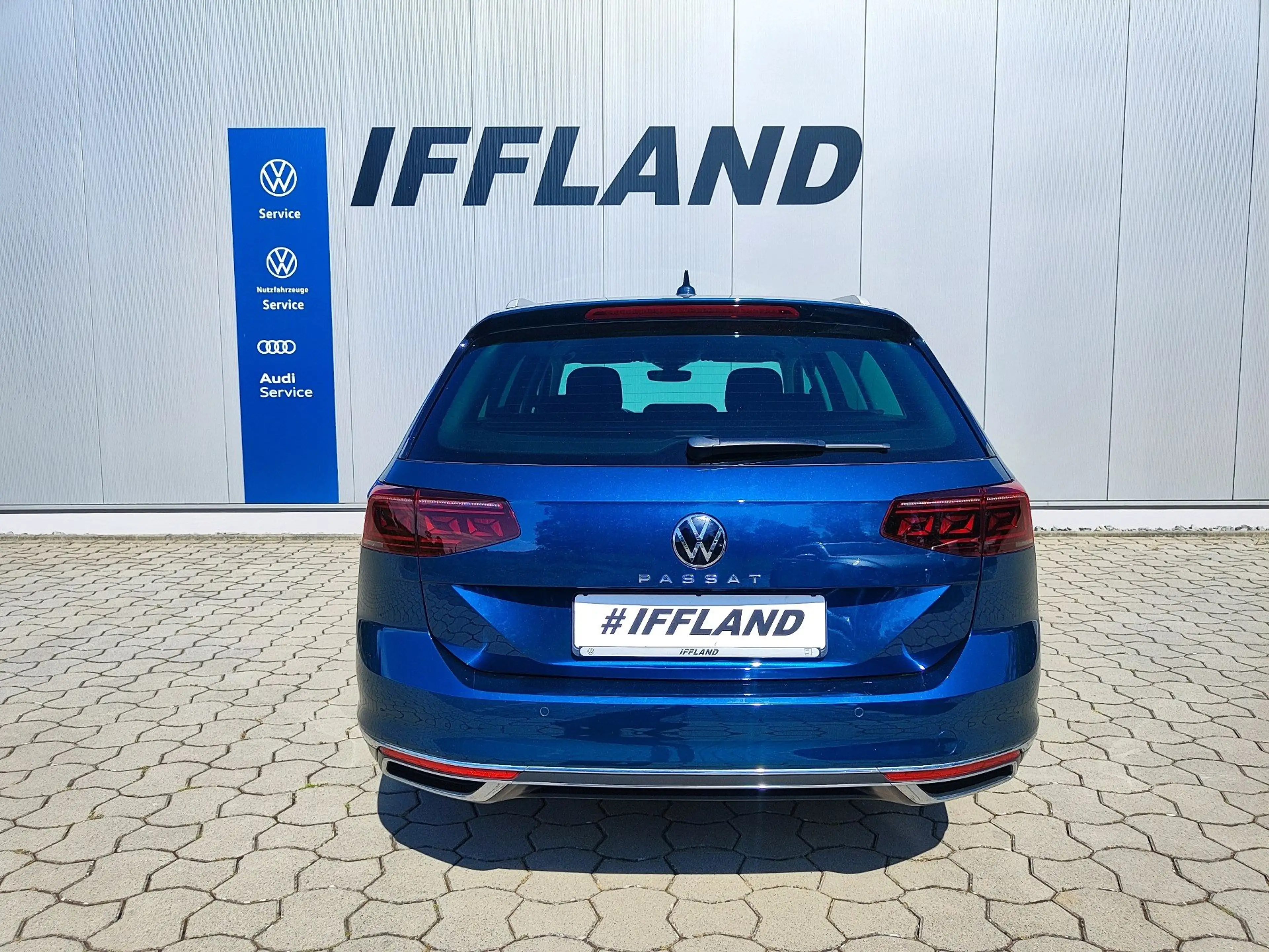 Volkswagen Passat Variant 2.0 TSI Elegance *AHK*ErgoActive*MATRIX* — photo 8