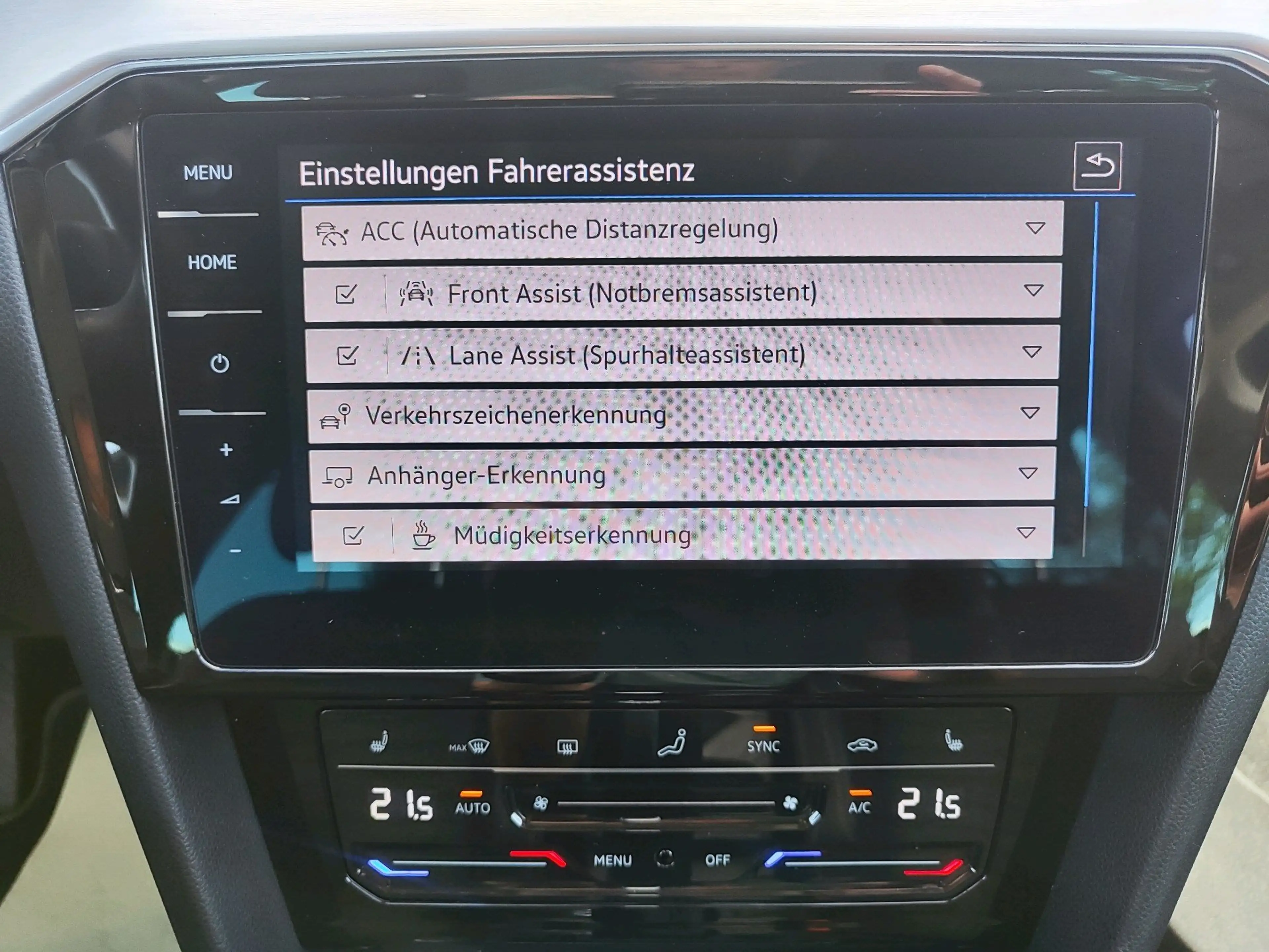 Volkswagen Passat Variant 2.0 TSI Elegance *AHK*ErgoActive*MATRIX* — photo 19