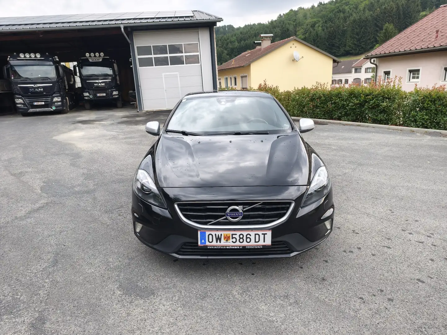 Volvo V40 T2 2.0 R-Line Sport - 2
