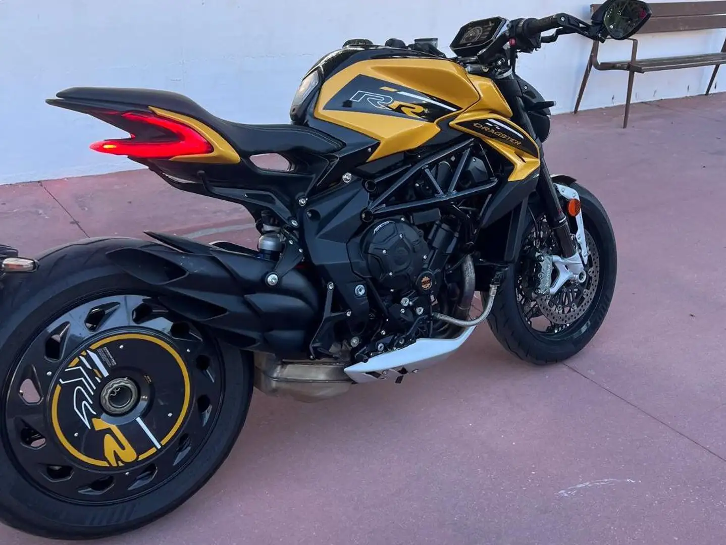 MV Agusta Dragster 800 RR SCS Galben - 1