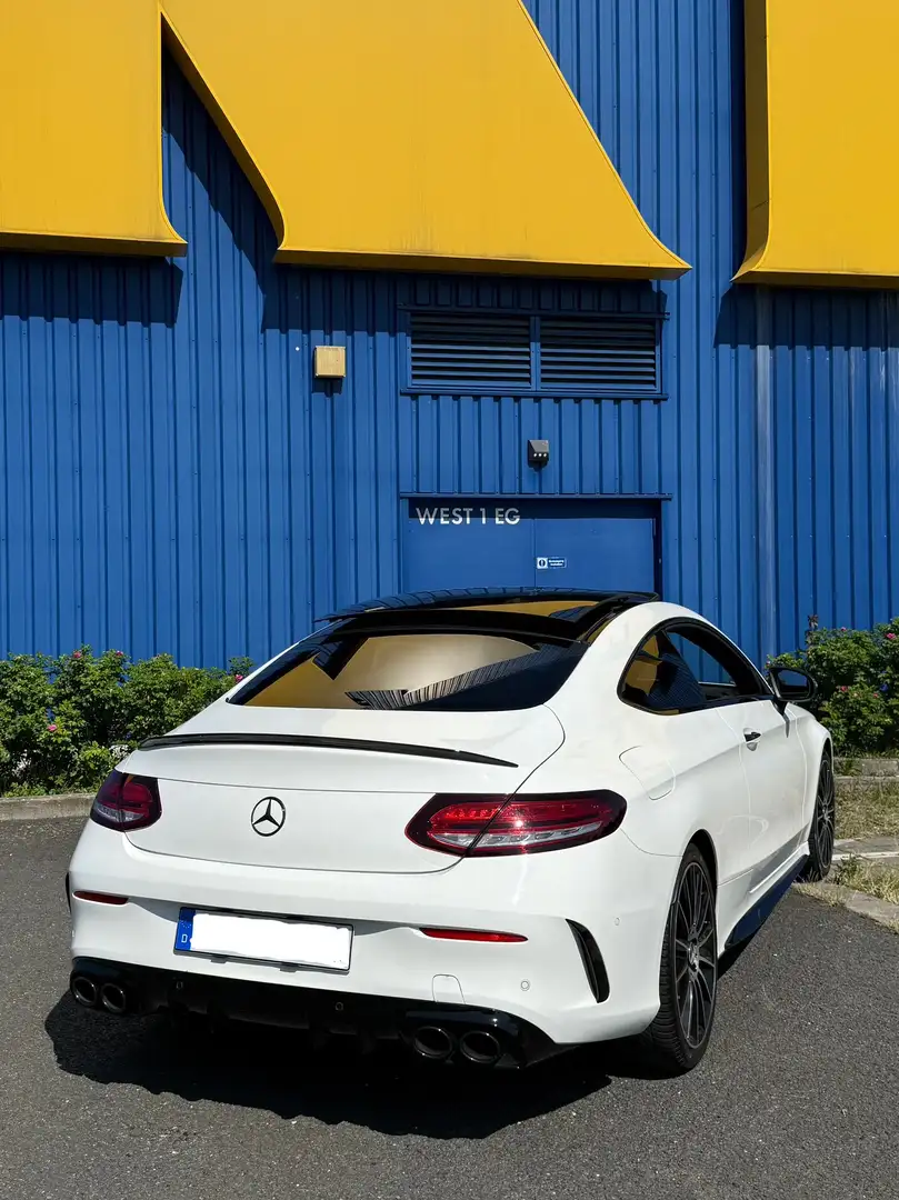 Mercedes-Benz C 180 Coupe 7G-TRONIC AMG Line Weiß - 2