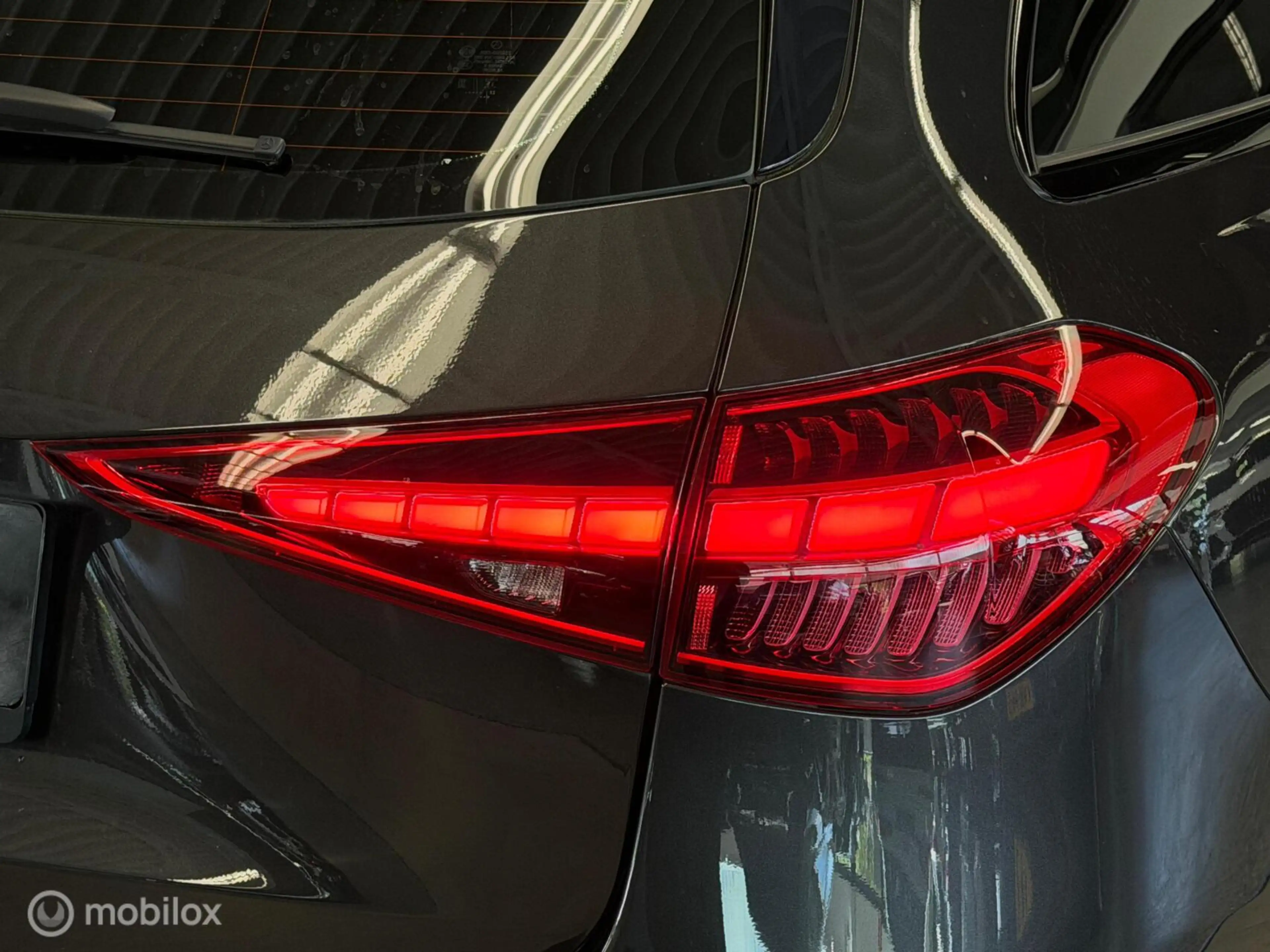 Mercedes-Benz C 300 Estate e AMG Line Panorama/Keyless/Night — photo 12