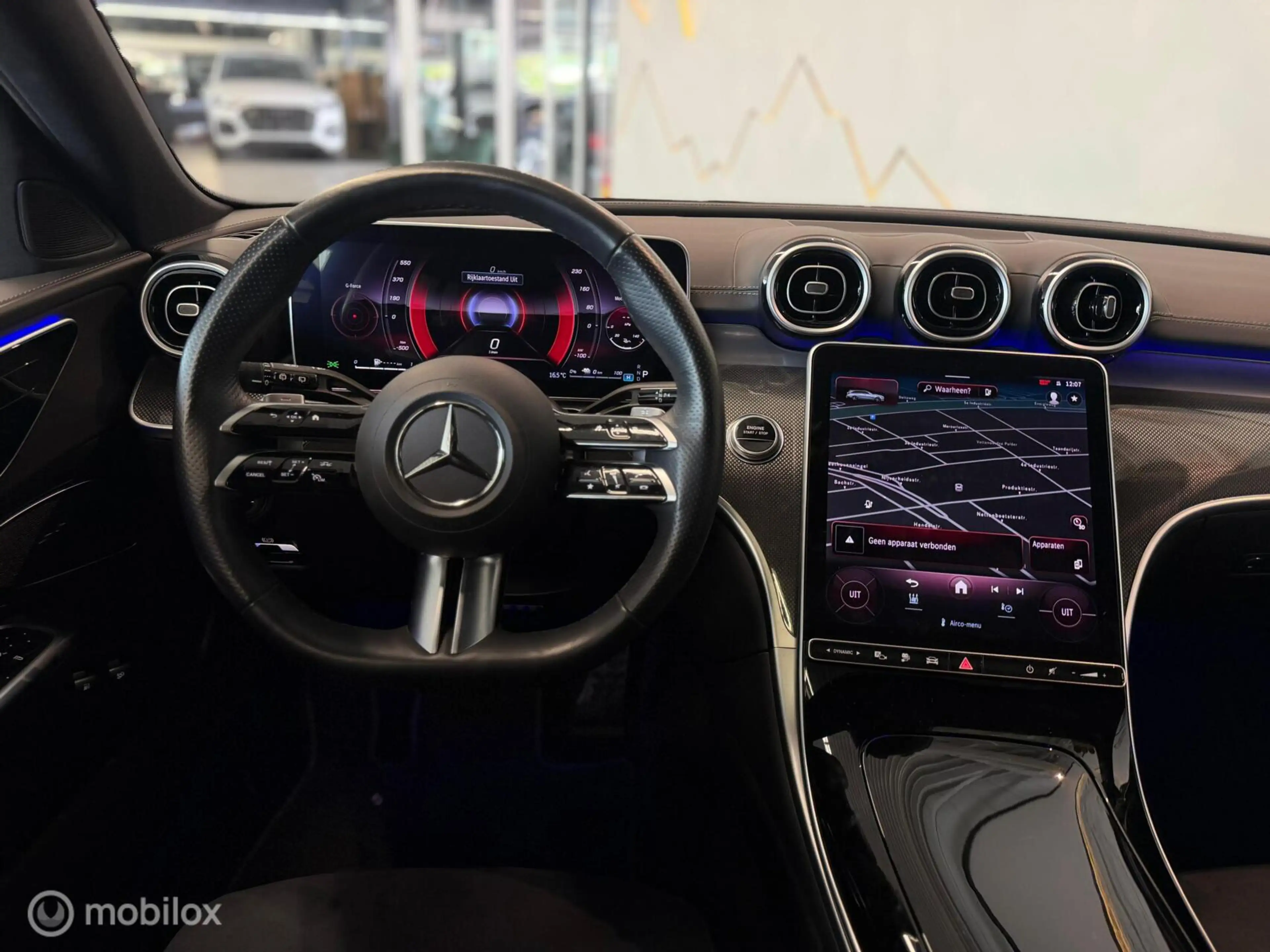 Mercedes-Benz C 300 Estate e AMG Line Panorama/Keyless/Night — photo 34