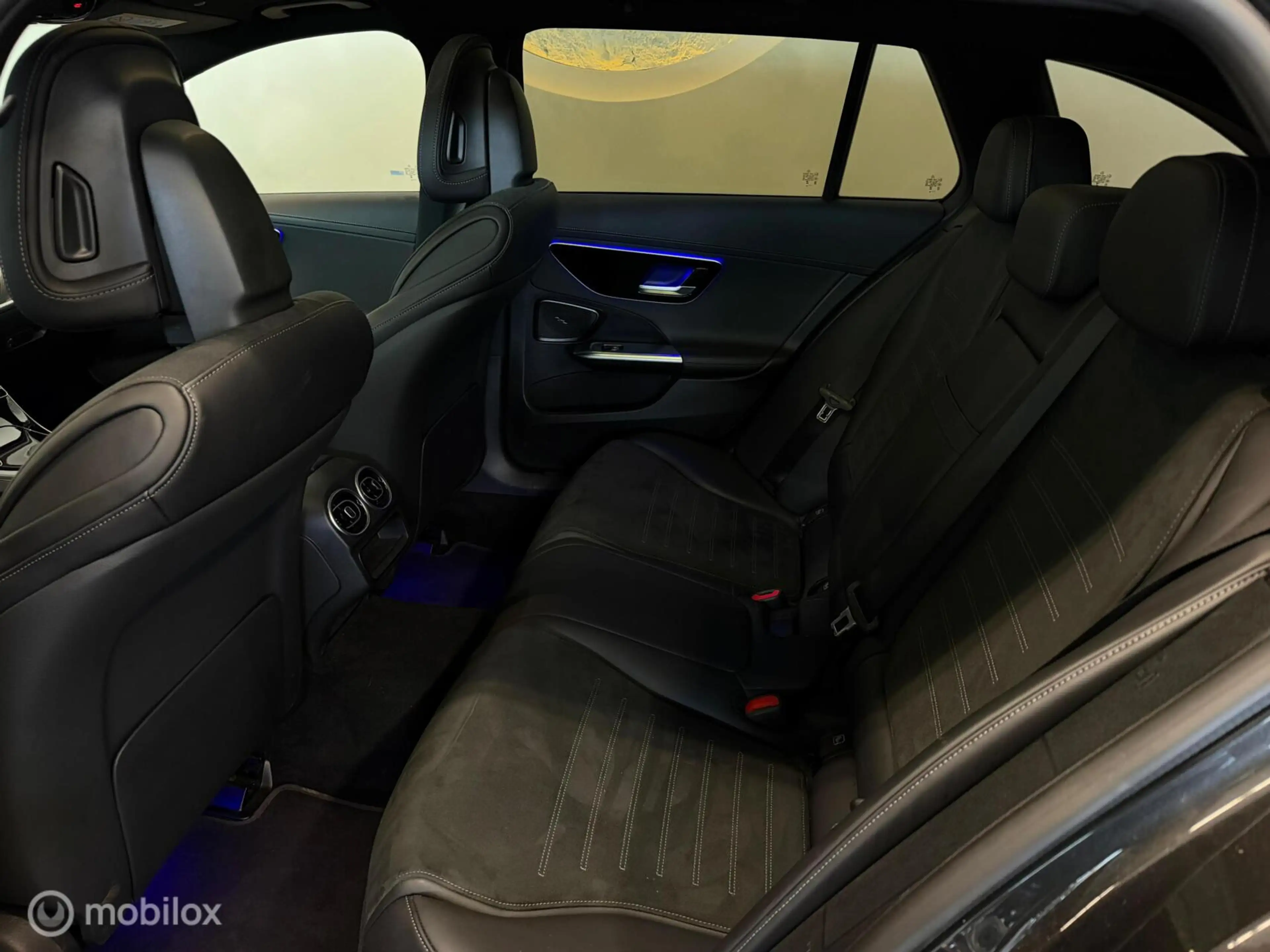 Mercedes-Benz C 300 Estate e AMG Line Panorama/Keyless/Night — photo 4