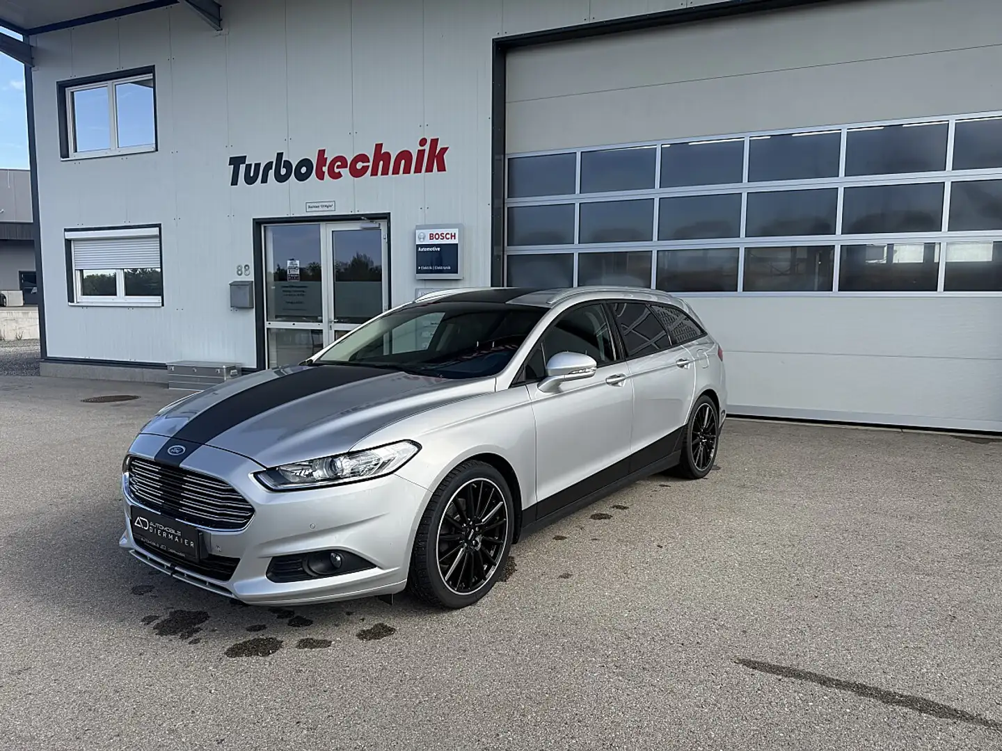 Ford Mondeo 2.0 TDCi ''SIHZ*XENON*NAVI'' Silber - 1