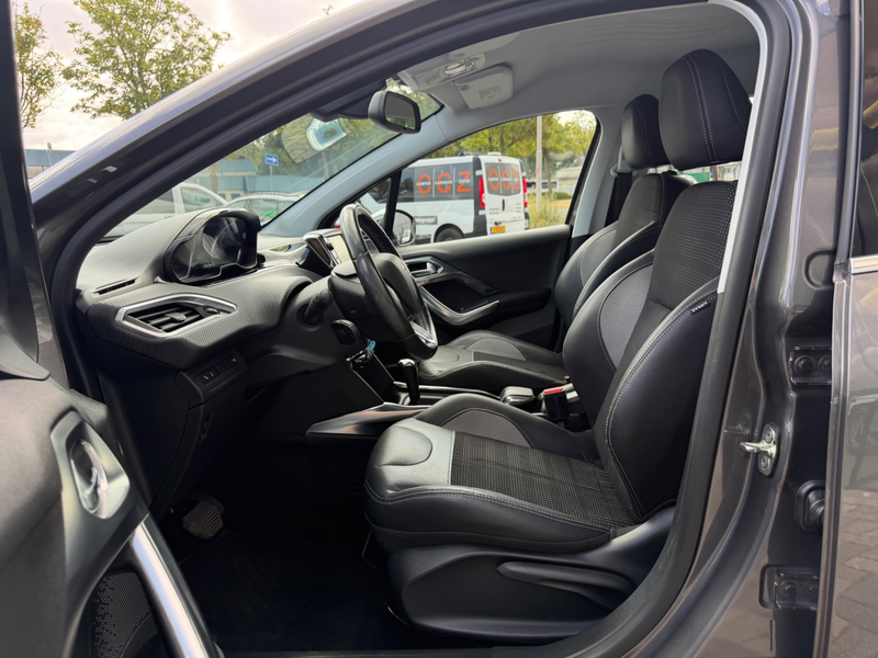 Peugeot 2008 1.6 VTi Allure, NAP, Navi, PDC, Bluetooth — photo 4