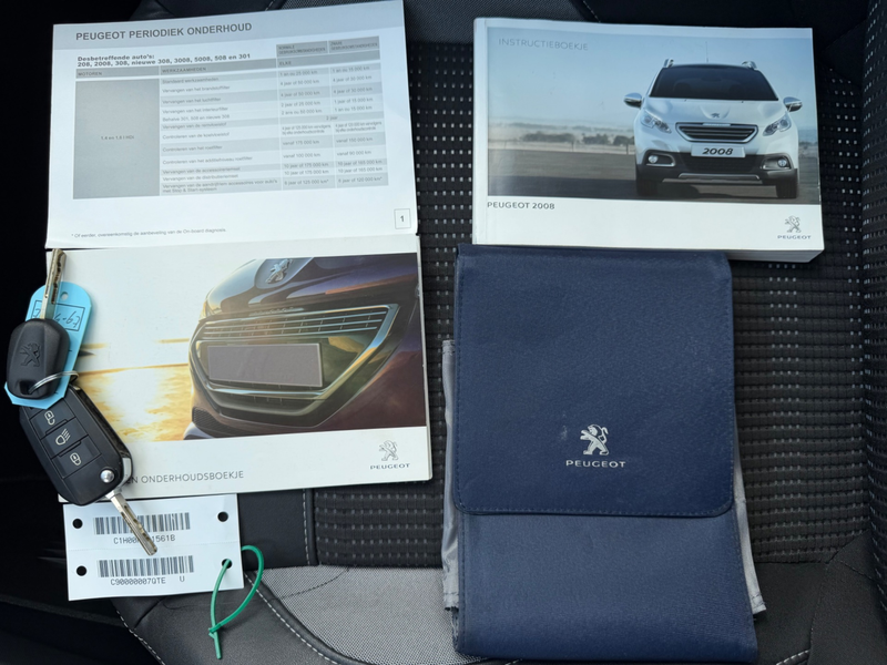 Peugeot 2008 1.6 VTi Allure, NAP, Navi, PDC, Bluetooth — photo 22