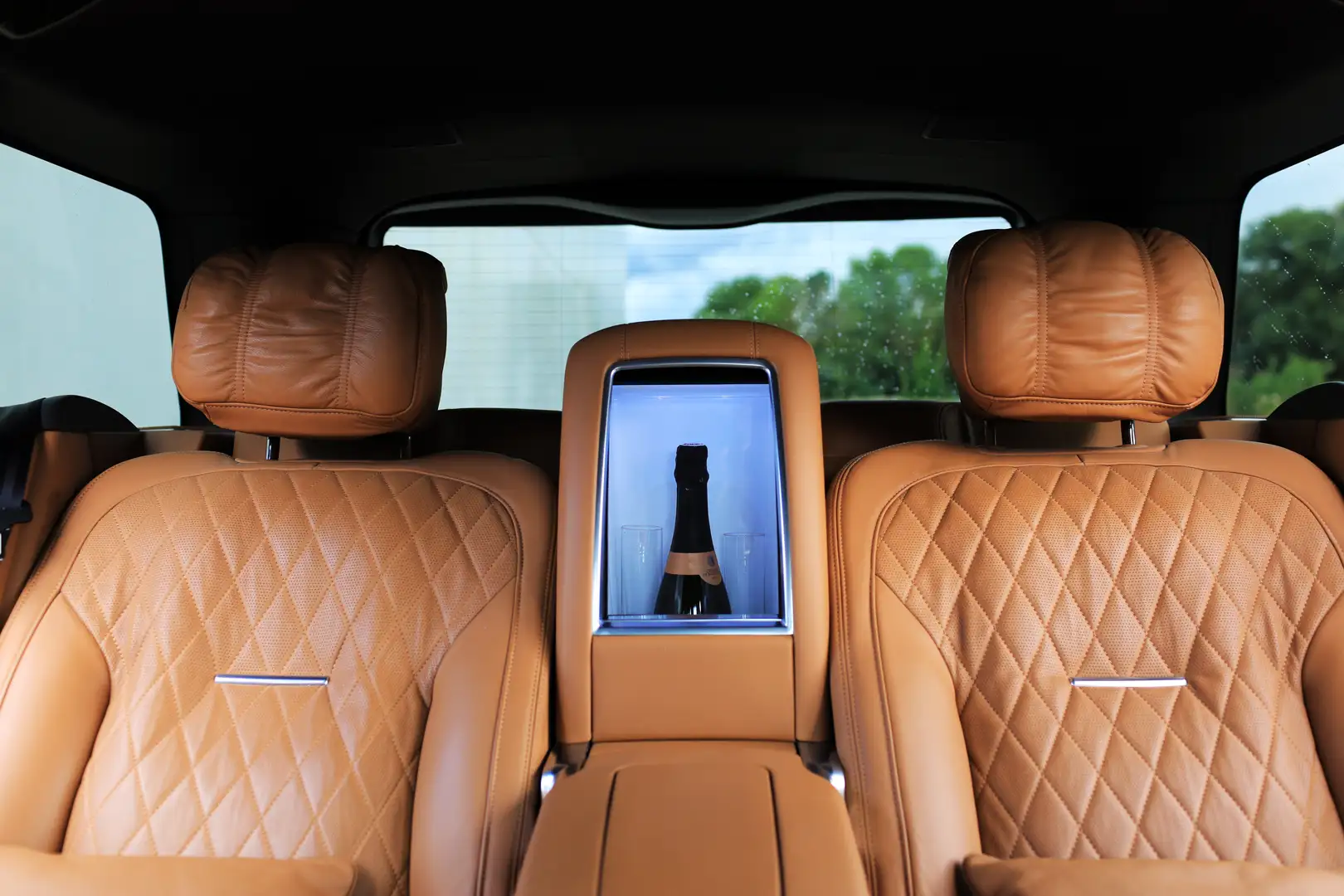 Land Rover Range Rover SV Autobiography LWB "Executive" P565 SUPERCHARGED Verde - 2
