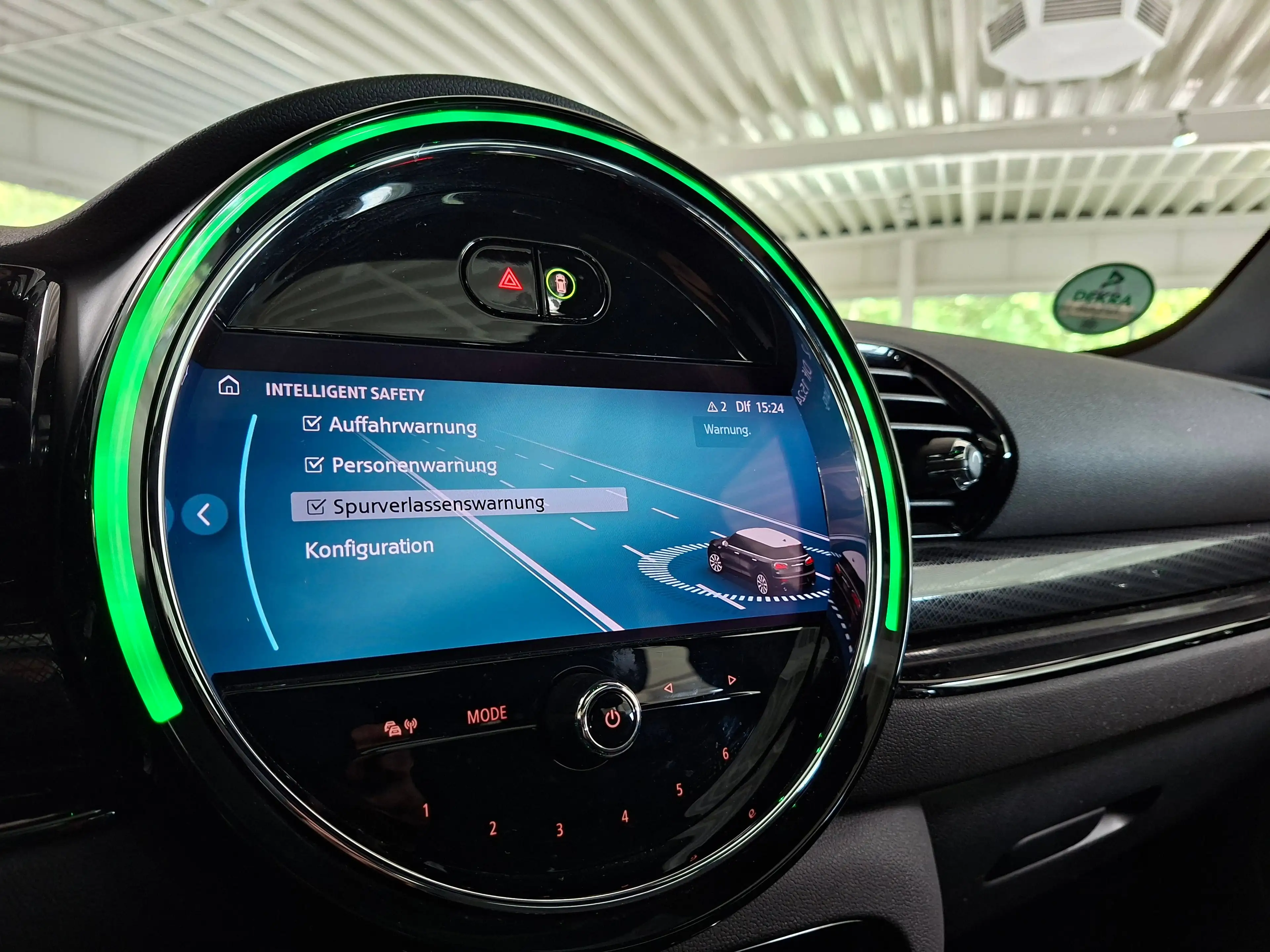 MINI Cooper Clubman Aut. Navi Kamera PanoDach E-Sitze HuD Classic Trim — photo 14