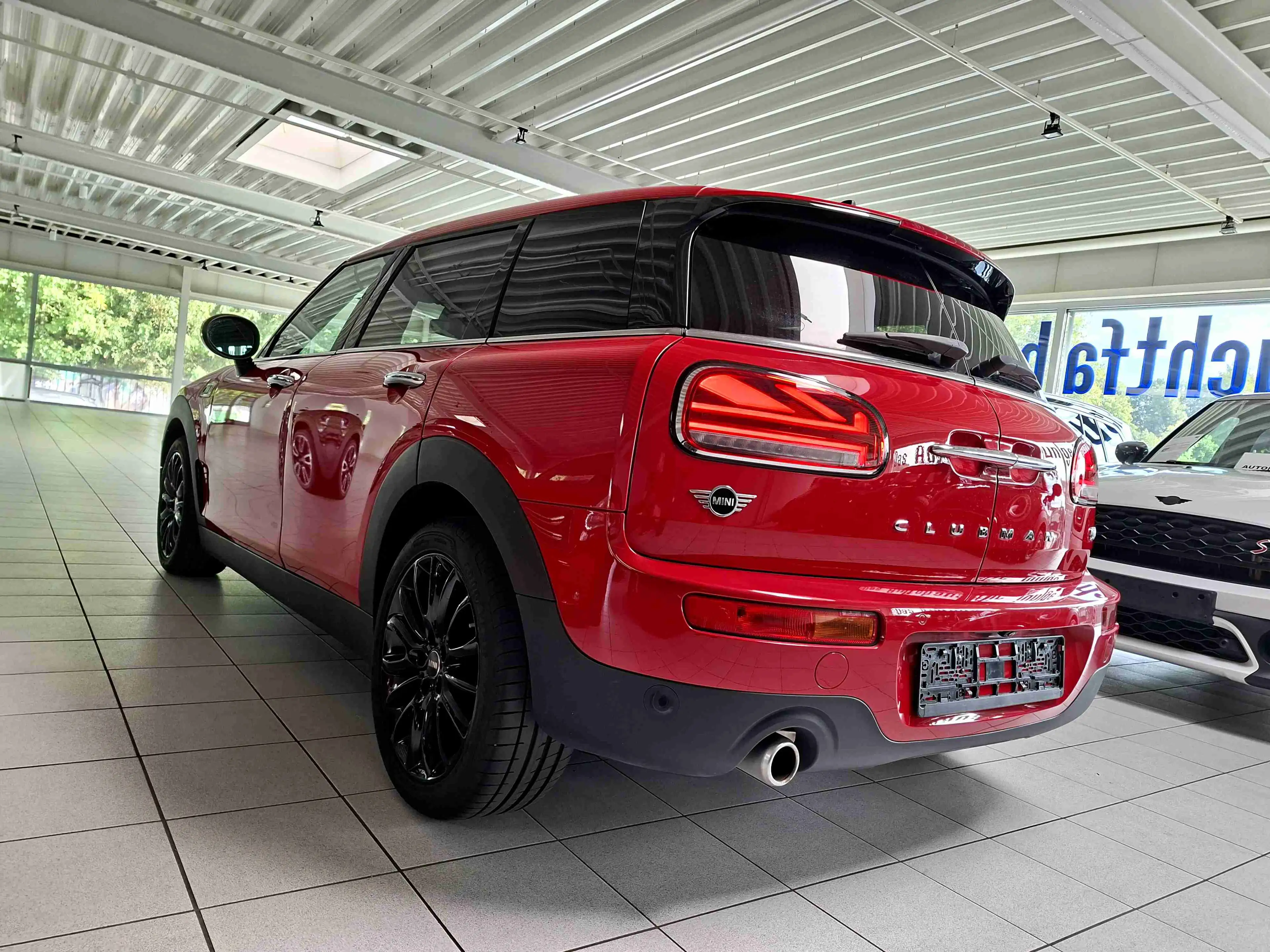 MINI Cooper Clubman Aut. Navi Kamera PanoDach E-Sitze HuD Classic Trim — photo 3