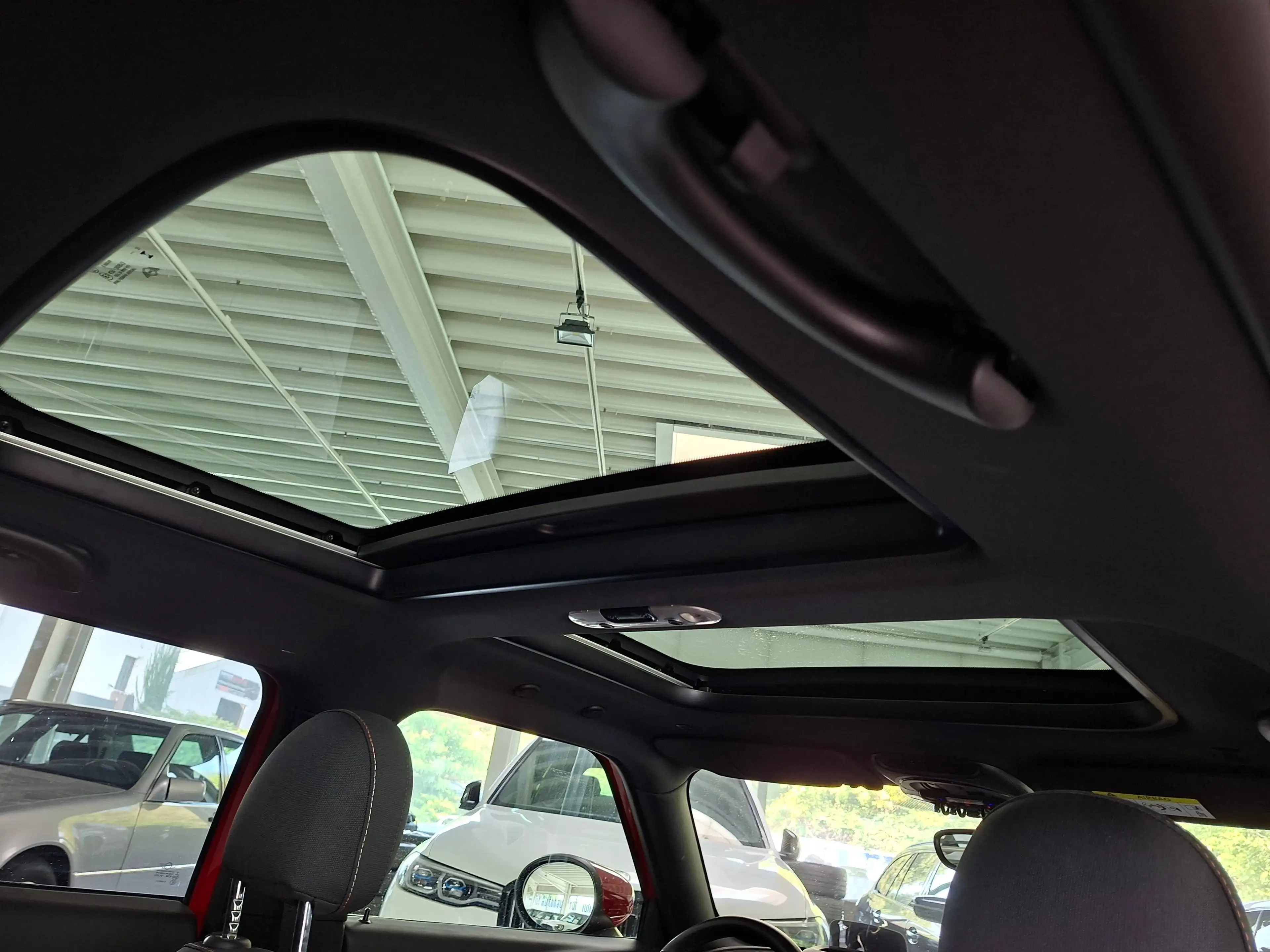 MINI Cooper Clubman Aut. Navi Kamera PanoDach E-Sitze HuD Classic Trim — photo 10