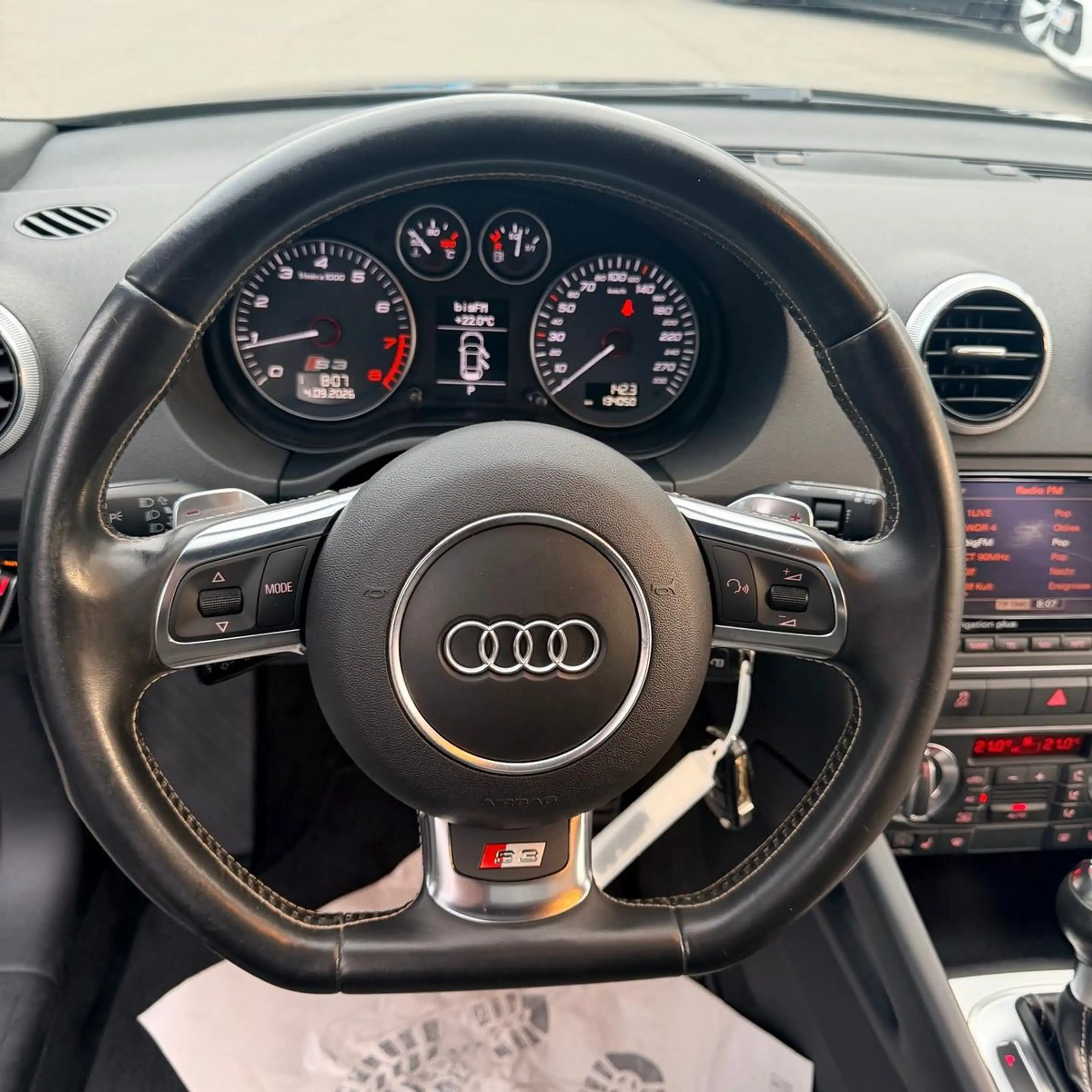 Audi S3 Sportback 2.0 TFSI quattro Pano/Bose/Magnetic — photo 12