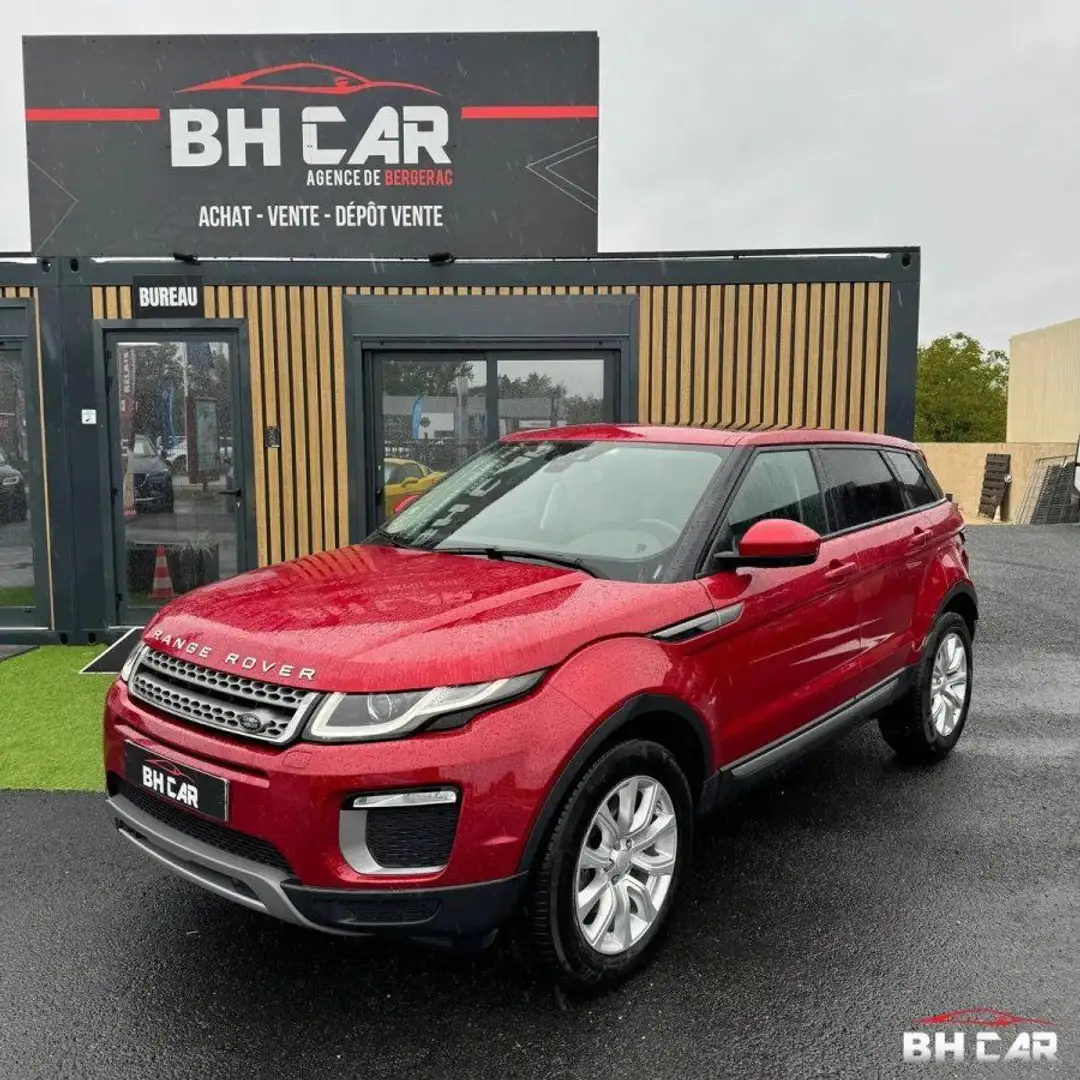 Land Rover Range Rover Evoque 2.0 TD4 180 SE Dynamic BVA9 Toit pano Attelage Rouge - 1