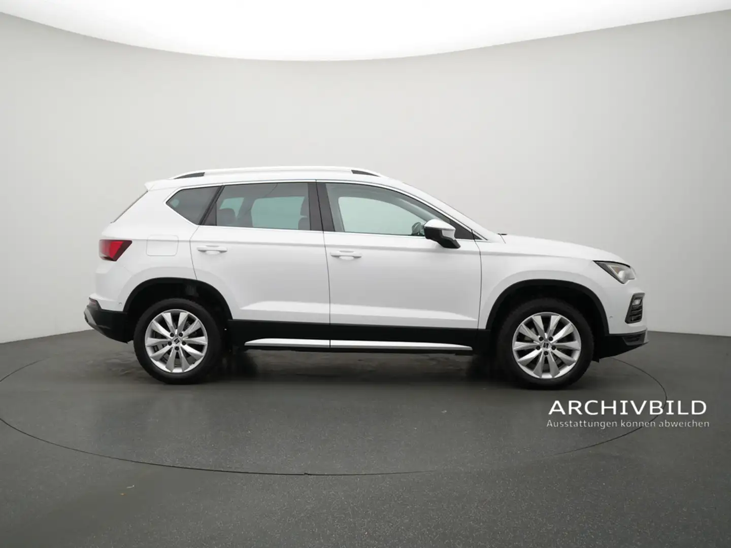 SEAT Ateca Xperience DSG AHK ACC NAVI VIRT KAM SHZ Weiß - 2