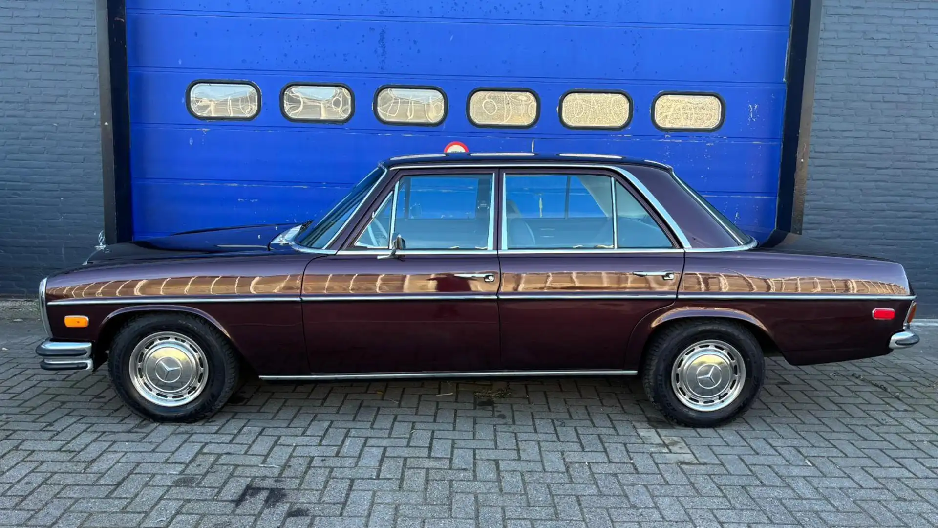 Mercedes-Benz 280 200-280 220 D Rood - 2