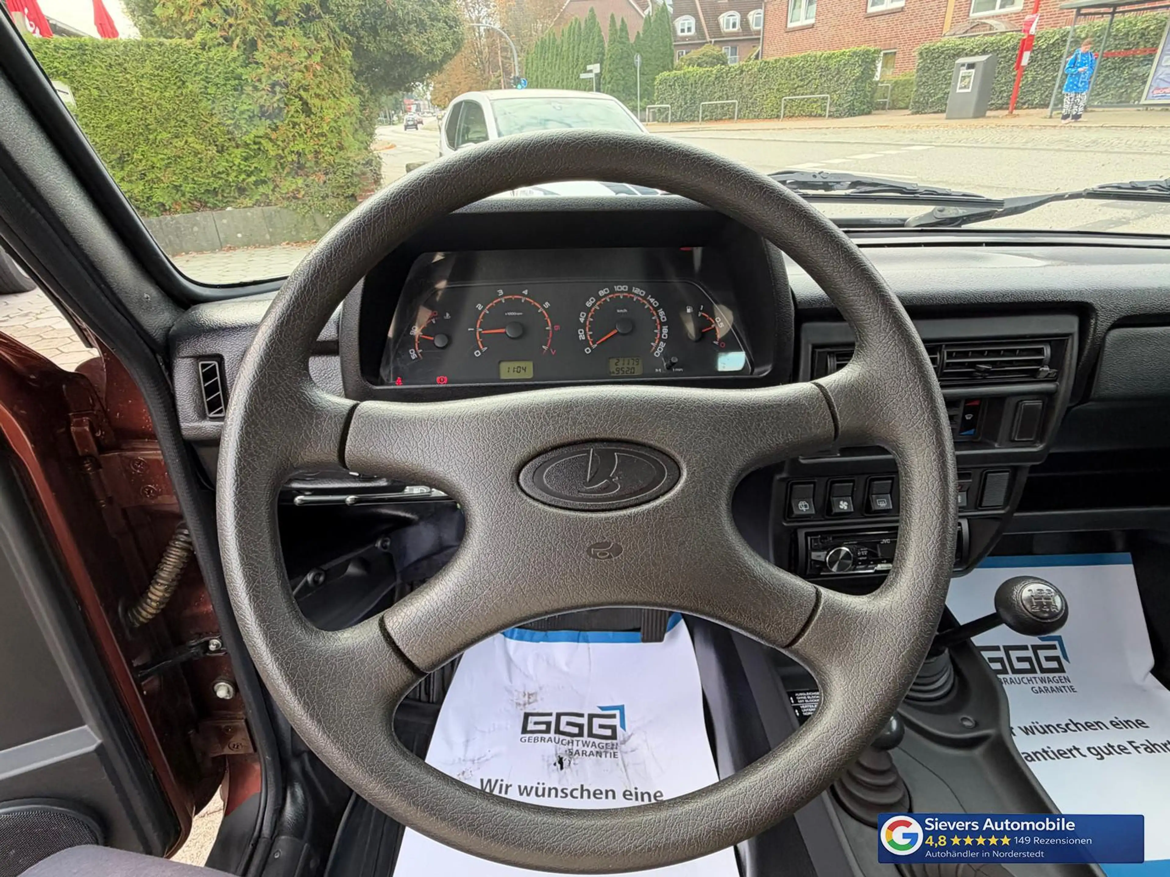 Lada Niva Taiga 4x4 AHK Dotz 2.Hand TÜV 07/28 Ganzjahresreif — photo 11