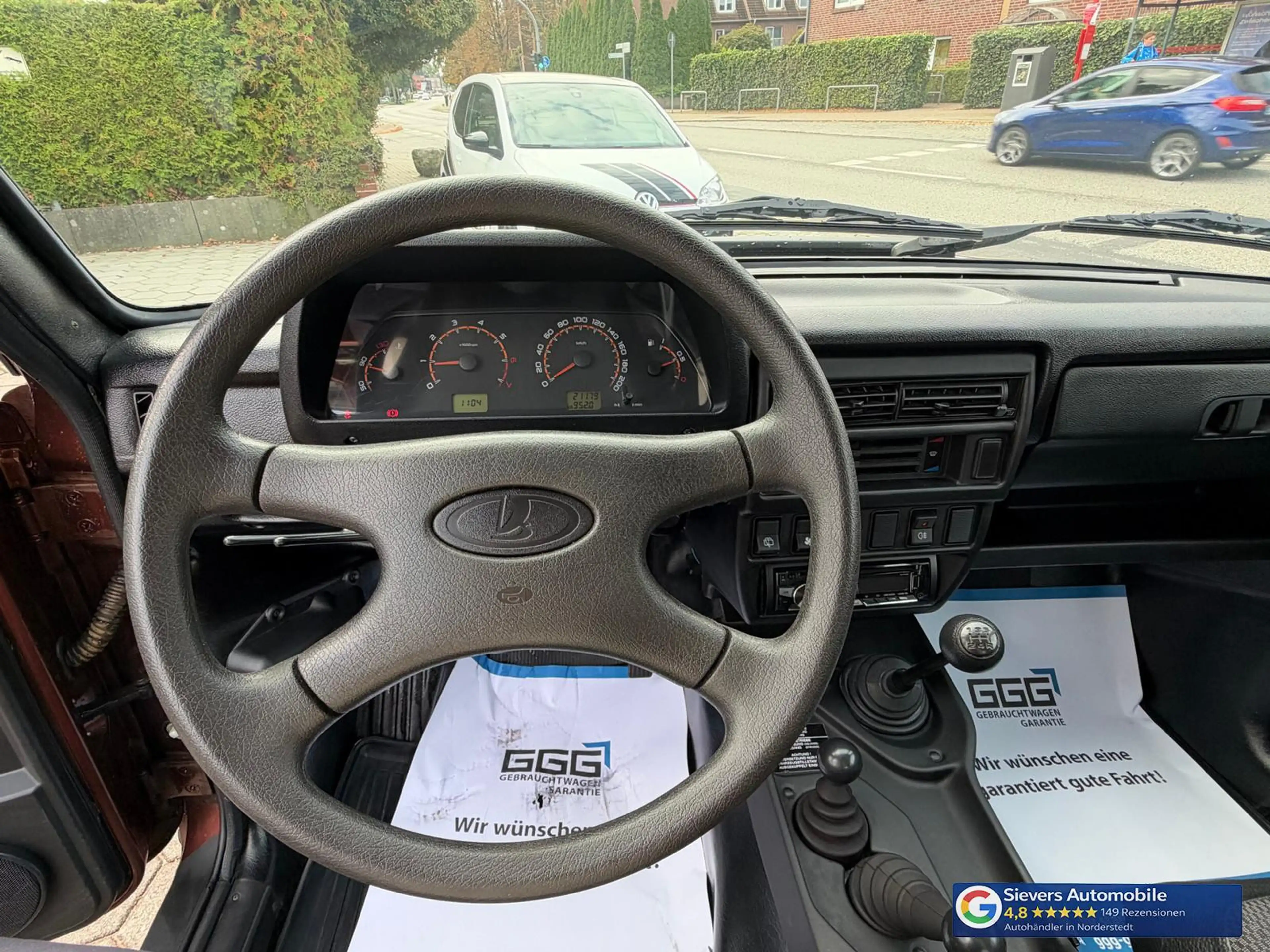 Lada Niva Taiga 4x4 AHK Dotz 2.Hand TÜV 07/28 Ganzjahresreif — photo 9